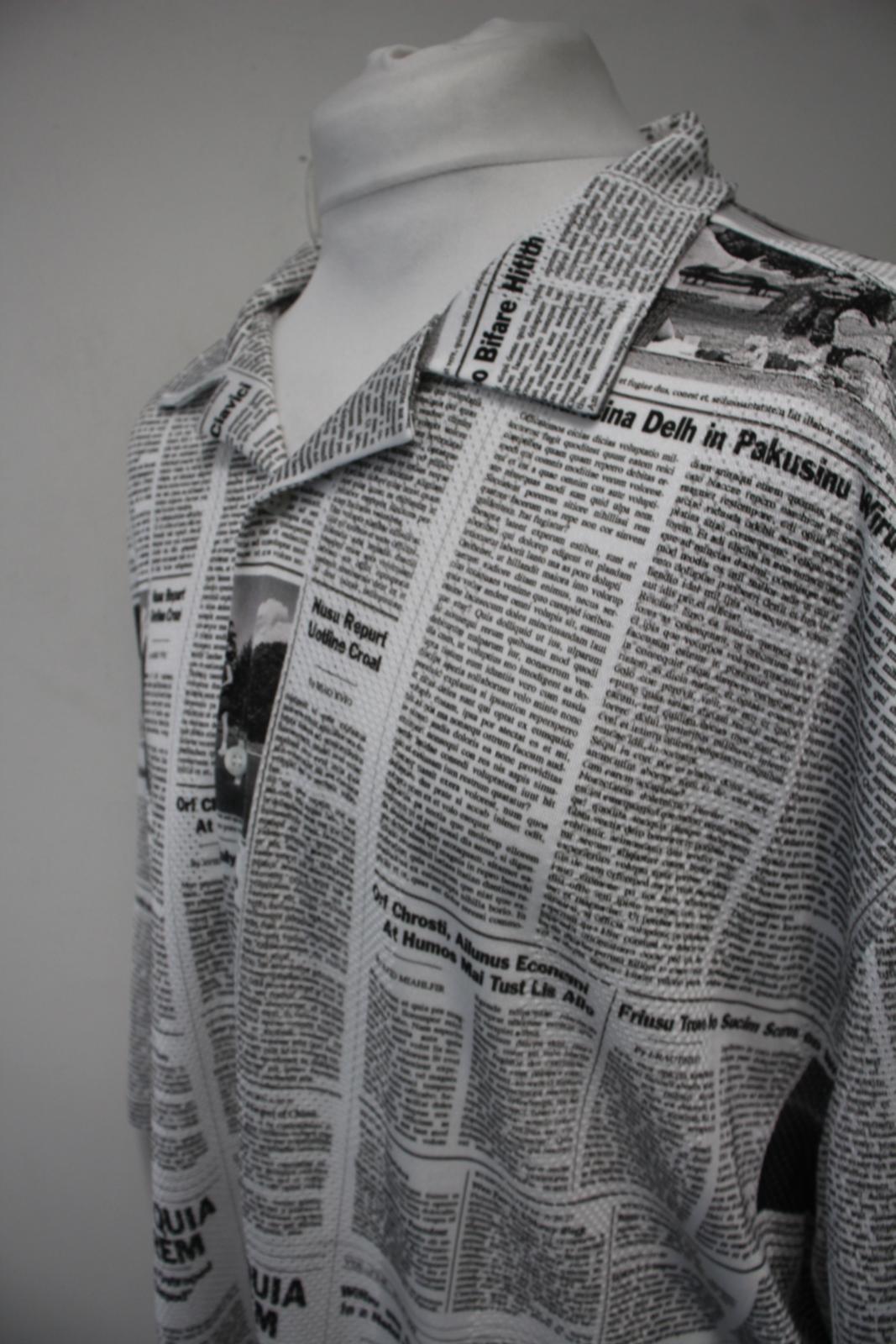 BALENCIAGA Men's Black & White Newspaper Print Oversized Shirt Size EU38/S NEW