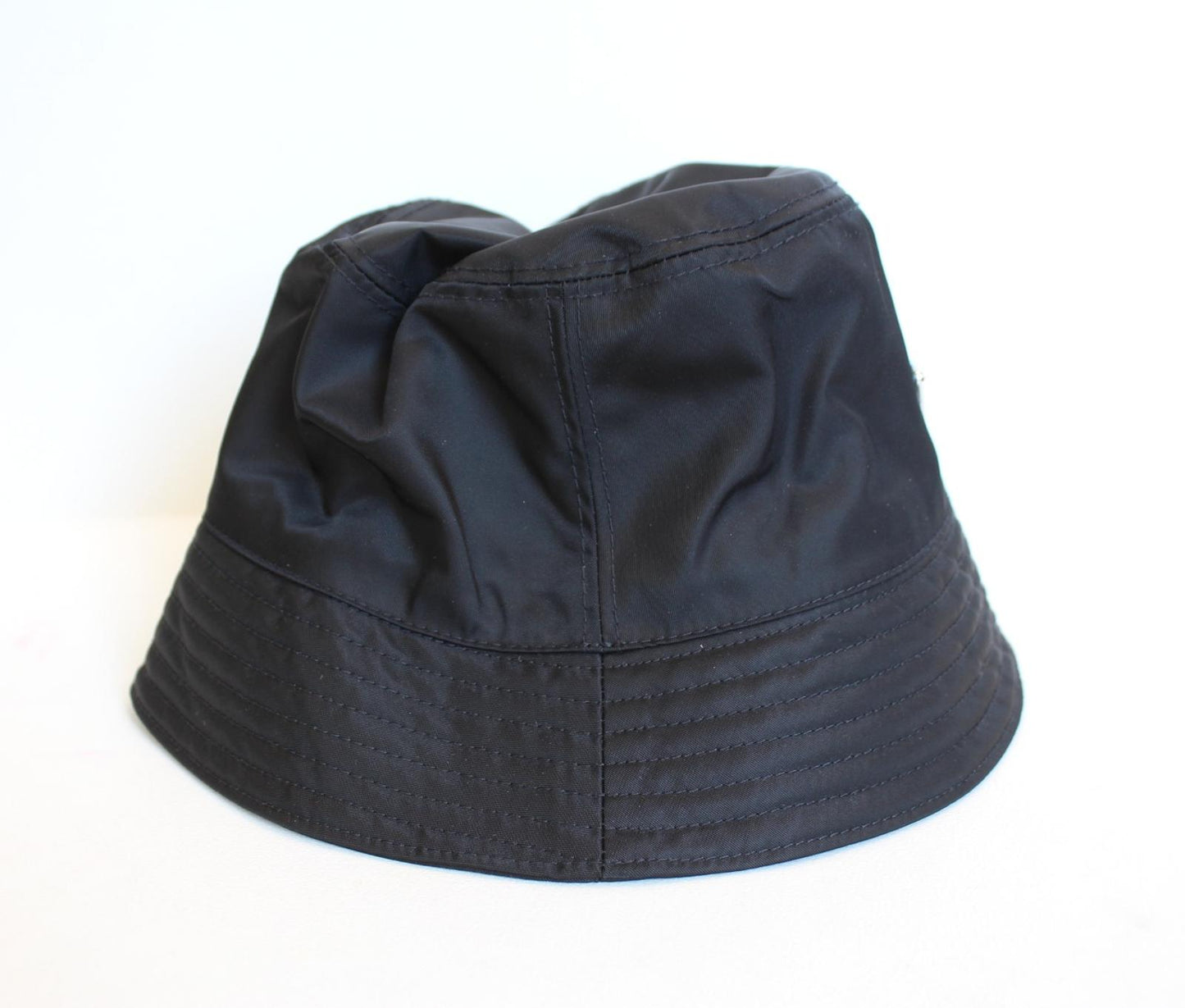 PRADA Men's Black Re Nylon Triangle Enamel Logo Bucket Hat Cap Size XS NEW