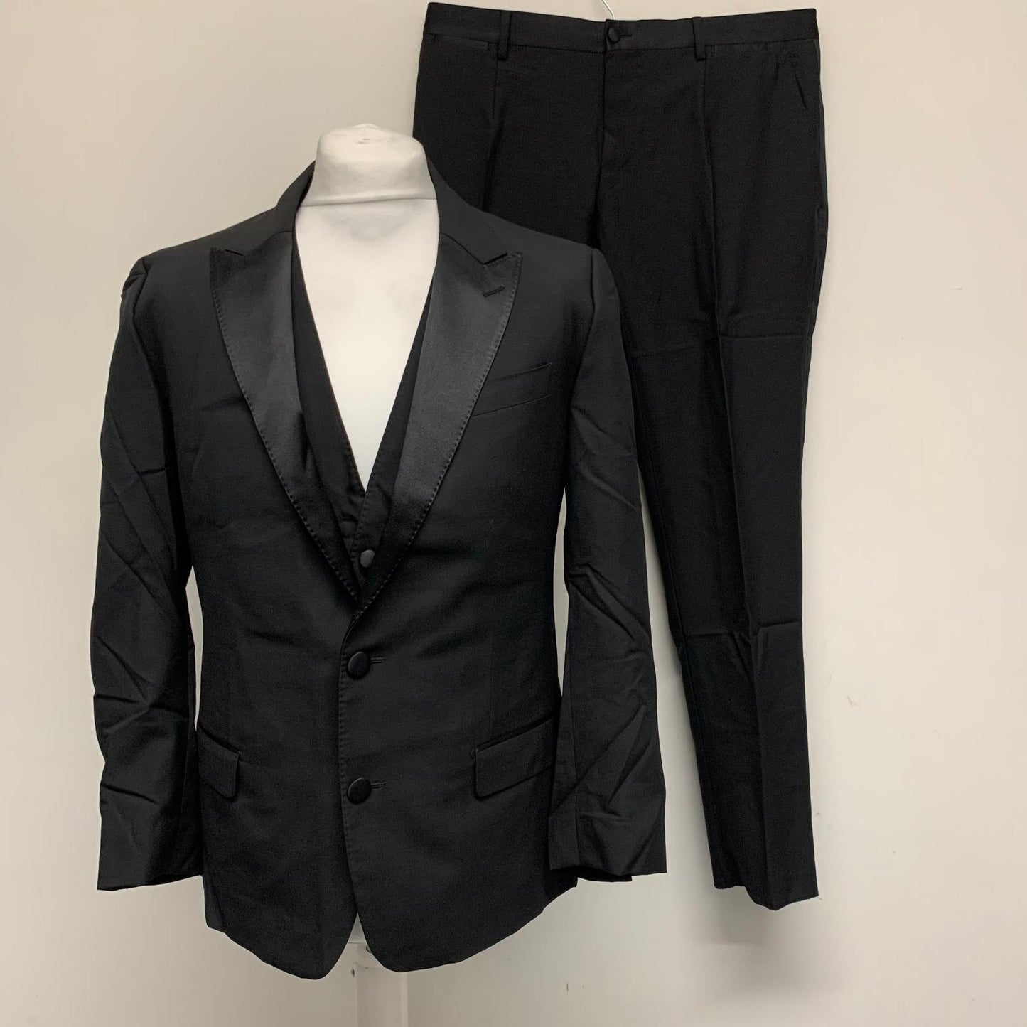 DOLCE & GABBANA Black Men's 3 Piece Martini Tailored 3 Piece Suit 52/ UK 42 NEW