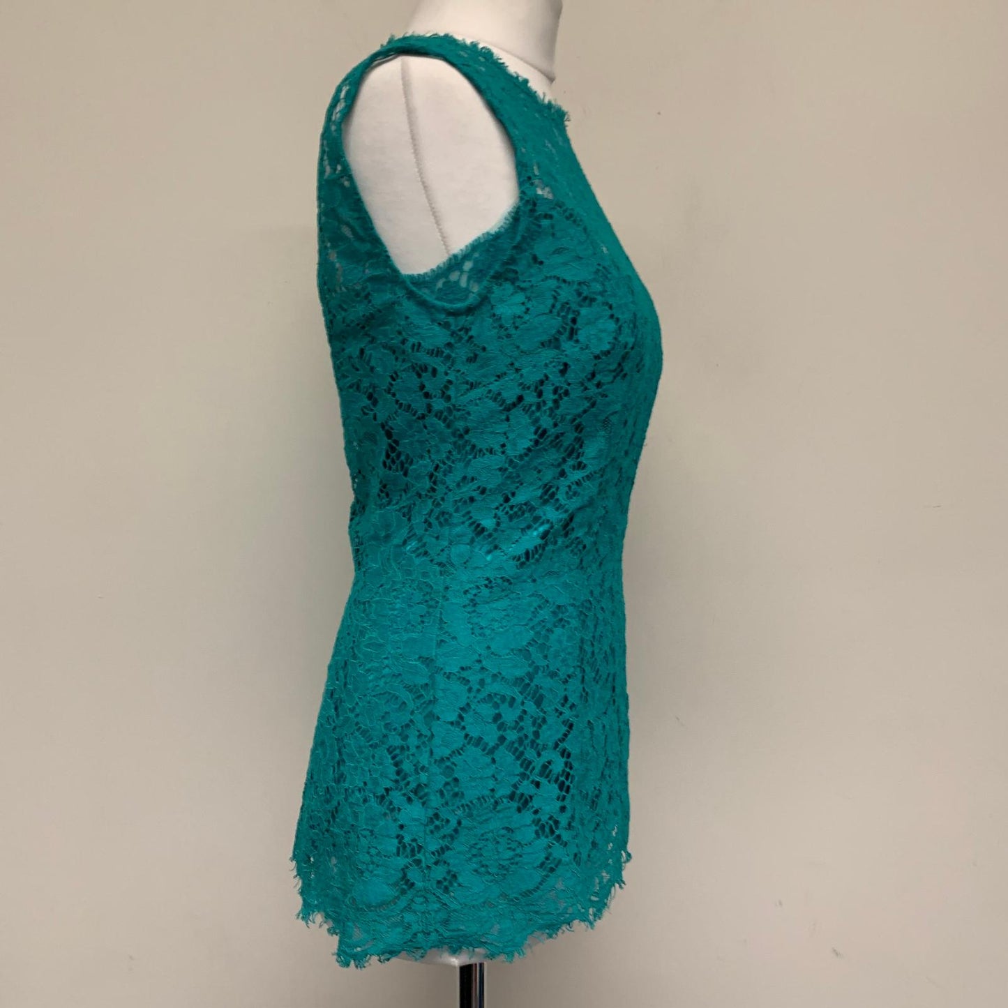 DOLCE & GABBANA Green Lace Ladies Sleeveless Round Neck Blouse Top Size UK 6 NEW