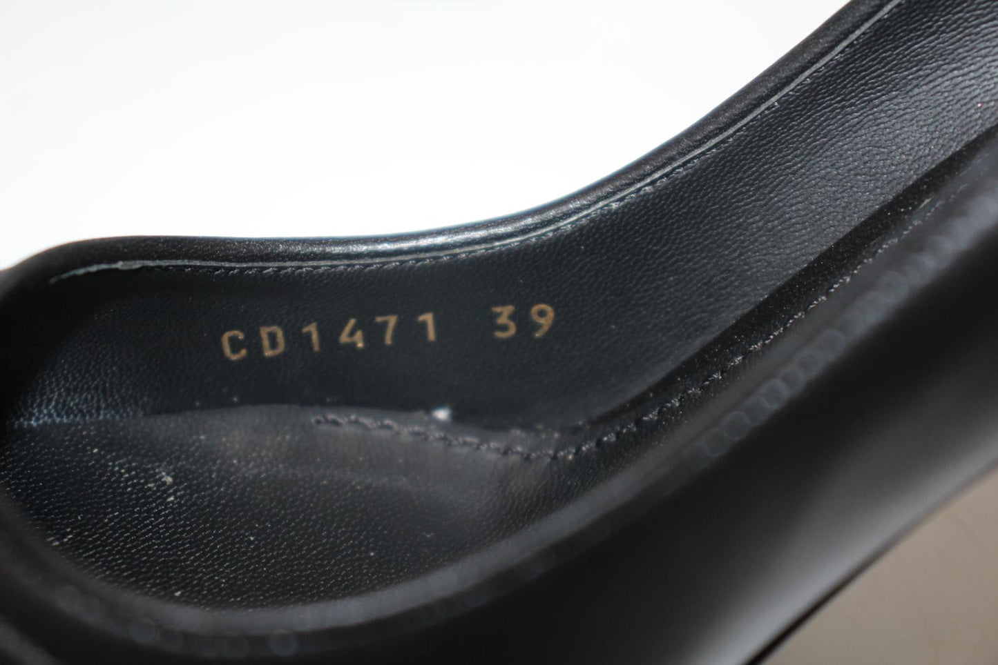 DOLCE & GABBANA Ladies Black Leather Embellished Devotion Pumps EU39 UK6 NEW