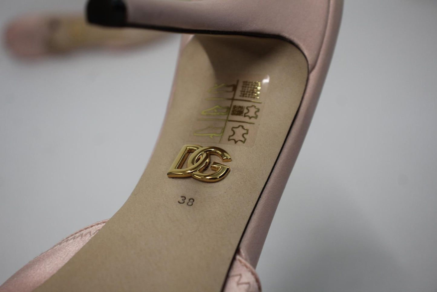 DOLCE & GABBANA Ladies Pink Satin Bow Detail Keira Sandals EU38 UK5 NEW