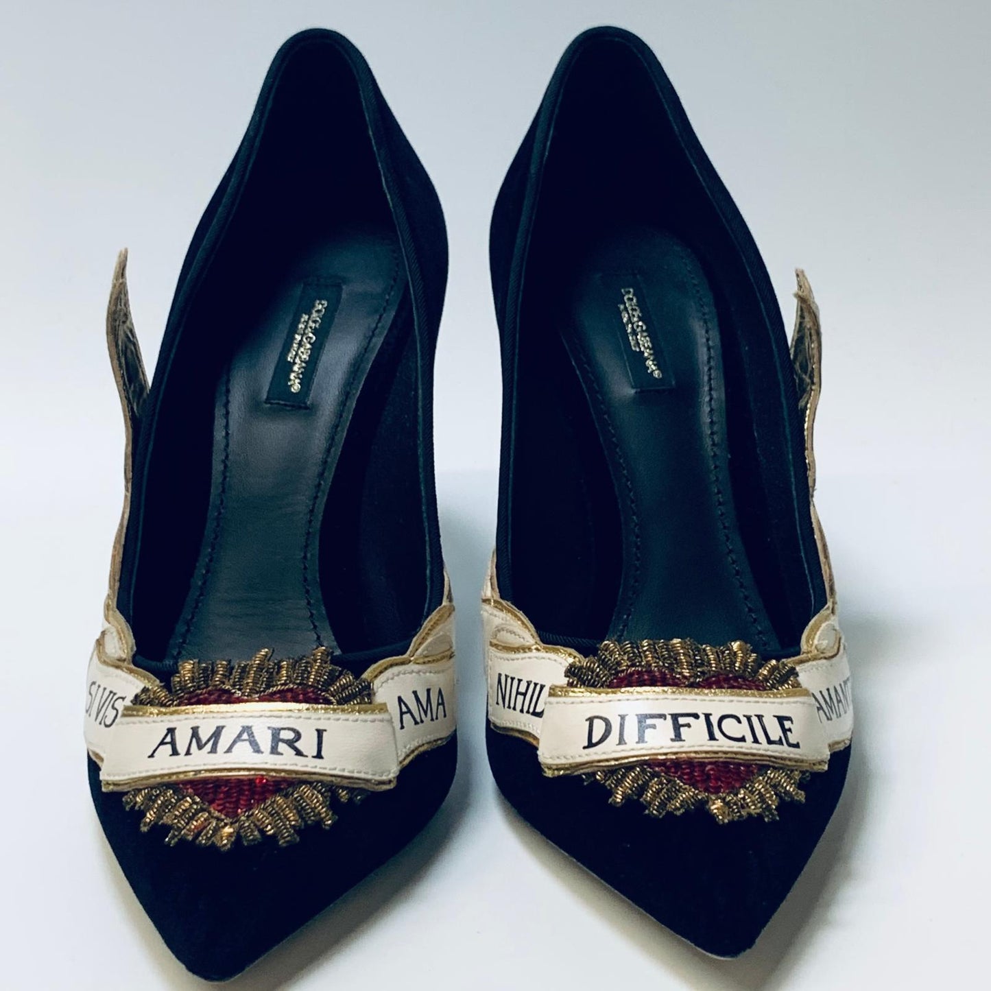 DOLCE & GABBANA Black Velvet Ladies Heels Sacred Heart Banner Shoes UK 7 NEW