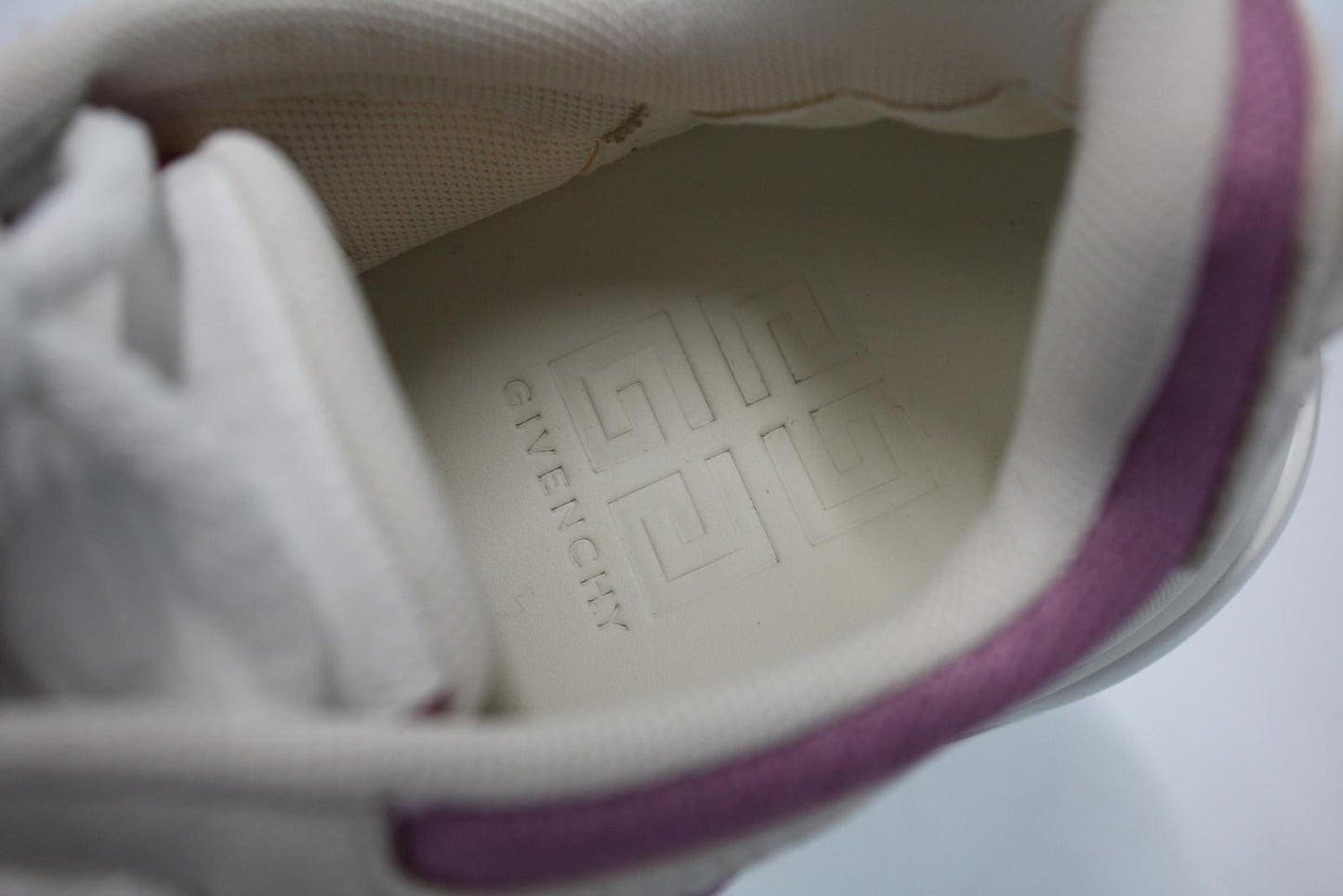 GIVENCHY Ladies White & Pink Giv 1 Light Low Top Sneakers EU38 UK5 NEW