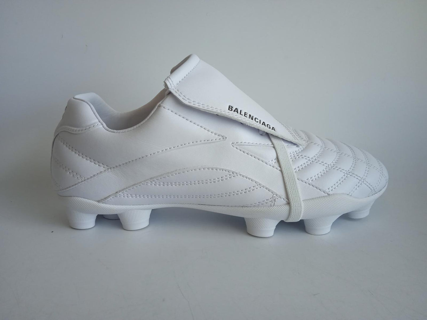 BALENCIAGA Ladies White Faux Leather Football-Style Quilted Trainers UK5 NEW