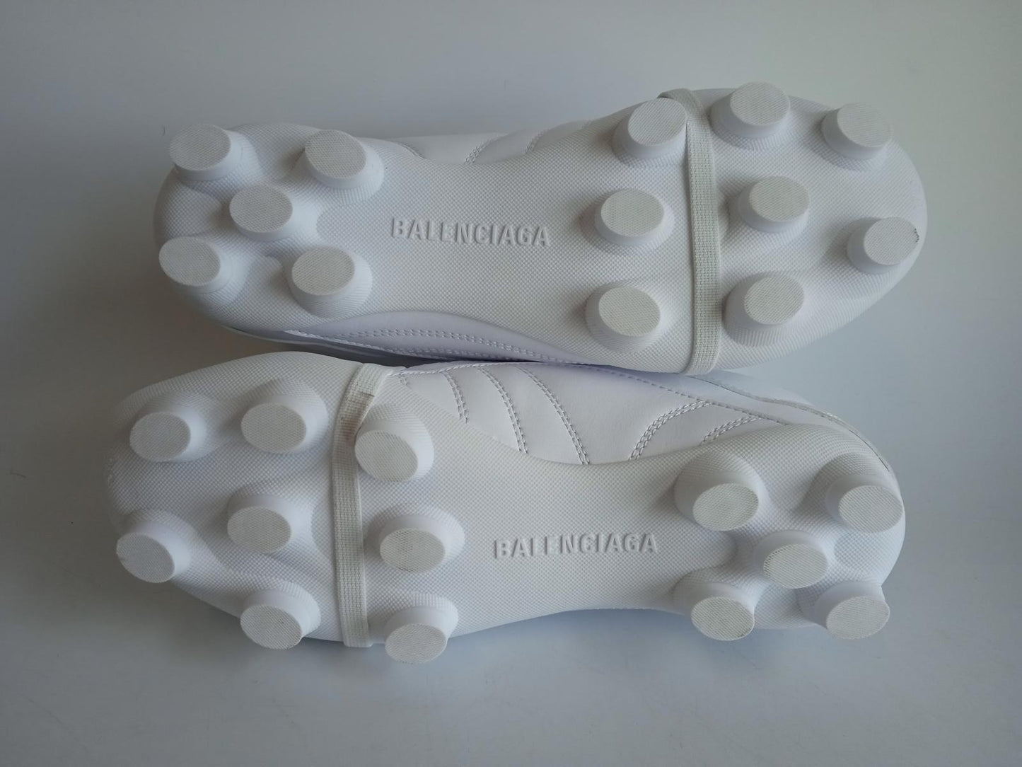 BALENCIAGA Ladies White Faux Leather Football-Style Quilted Trainers UK5 NEW