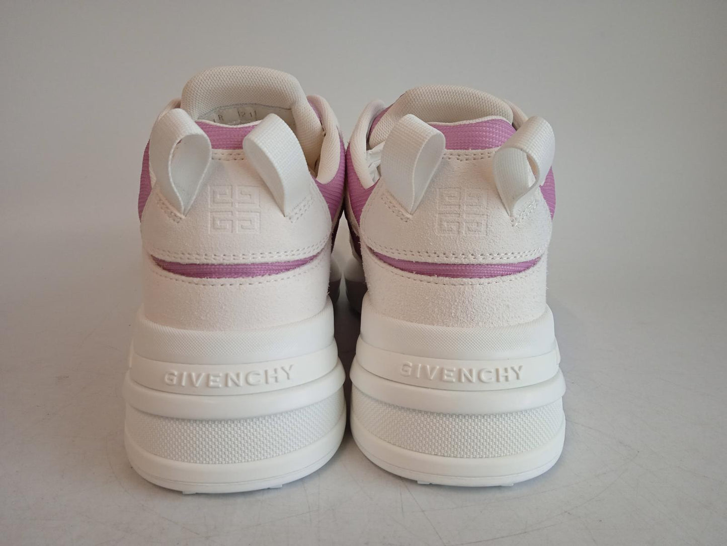 GIVENCHY Ladies White & Pink Canvas Giv 1 Low-Top Trainers Size FR39 UK5 NEW