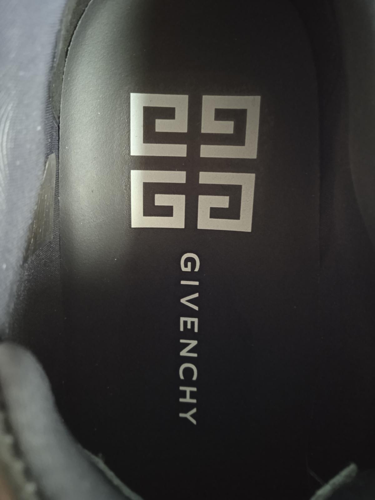 GIVENCHY Ladies Black & White Leather Baskets Basses Jaw Trainers FR38 UK4 NEW