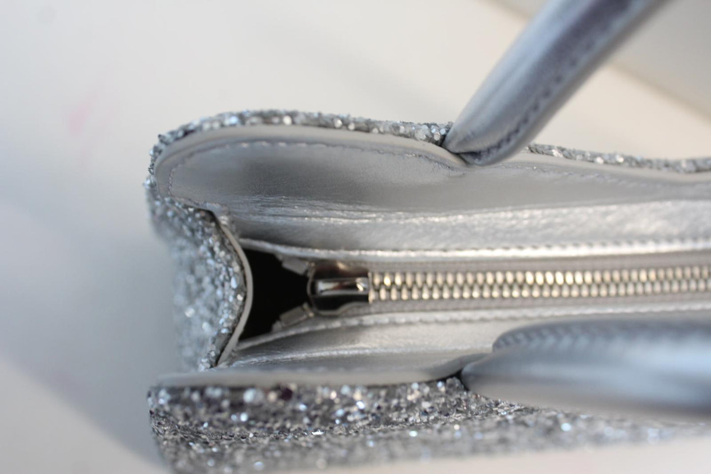 MACH & MACH Ladies Metallic Silver Bow Glitter Top Handles Zip Mini Bag NEW