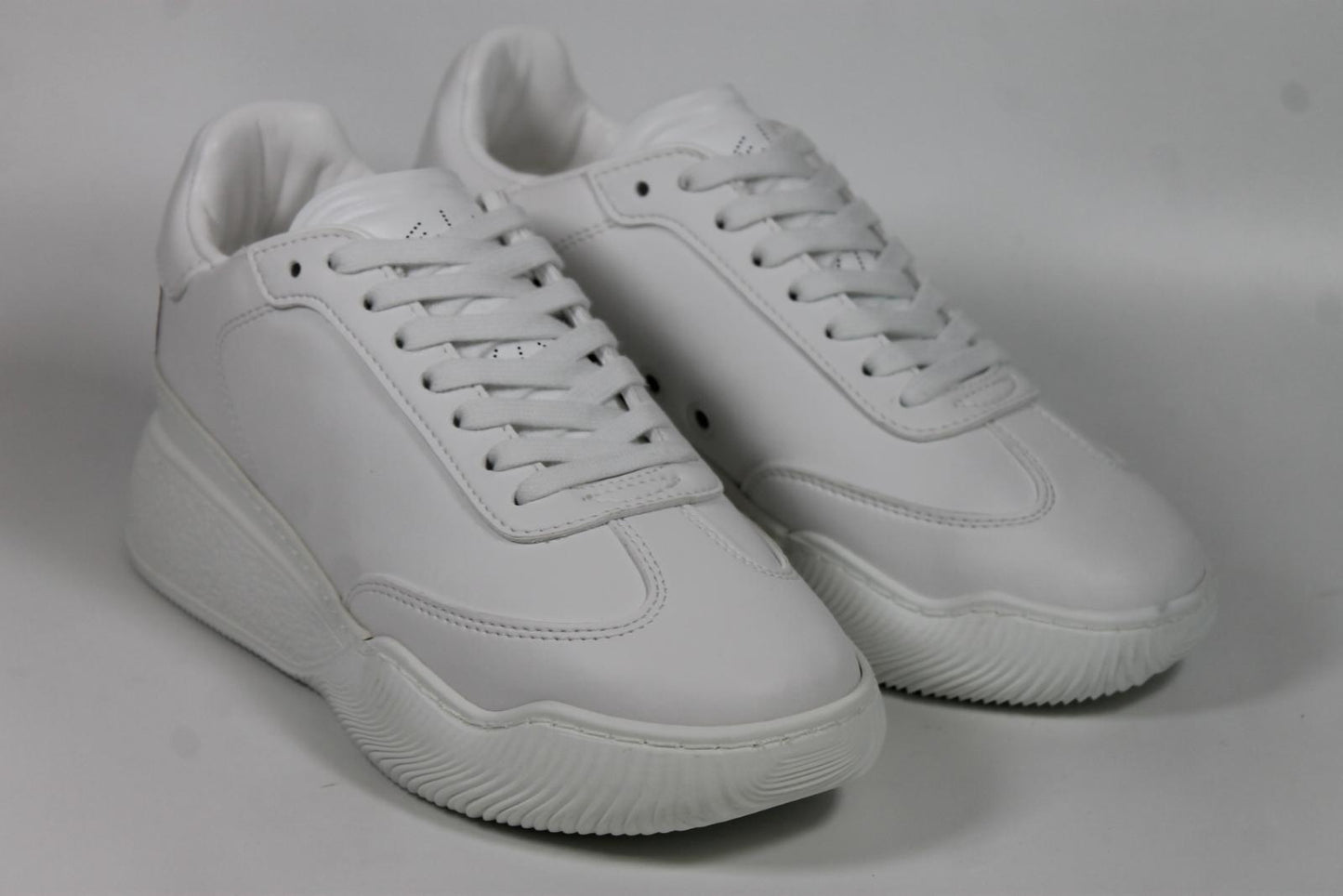 STELLA MCCARTNEY Ladies White Faux Leather Sneakers Trainers EU36 UK3 NEW