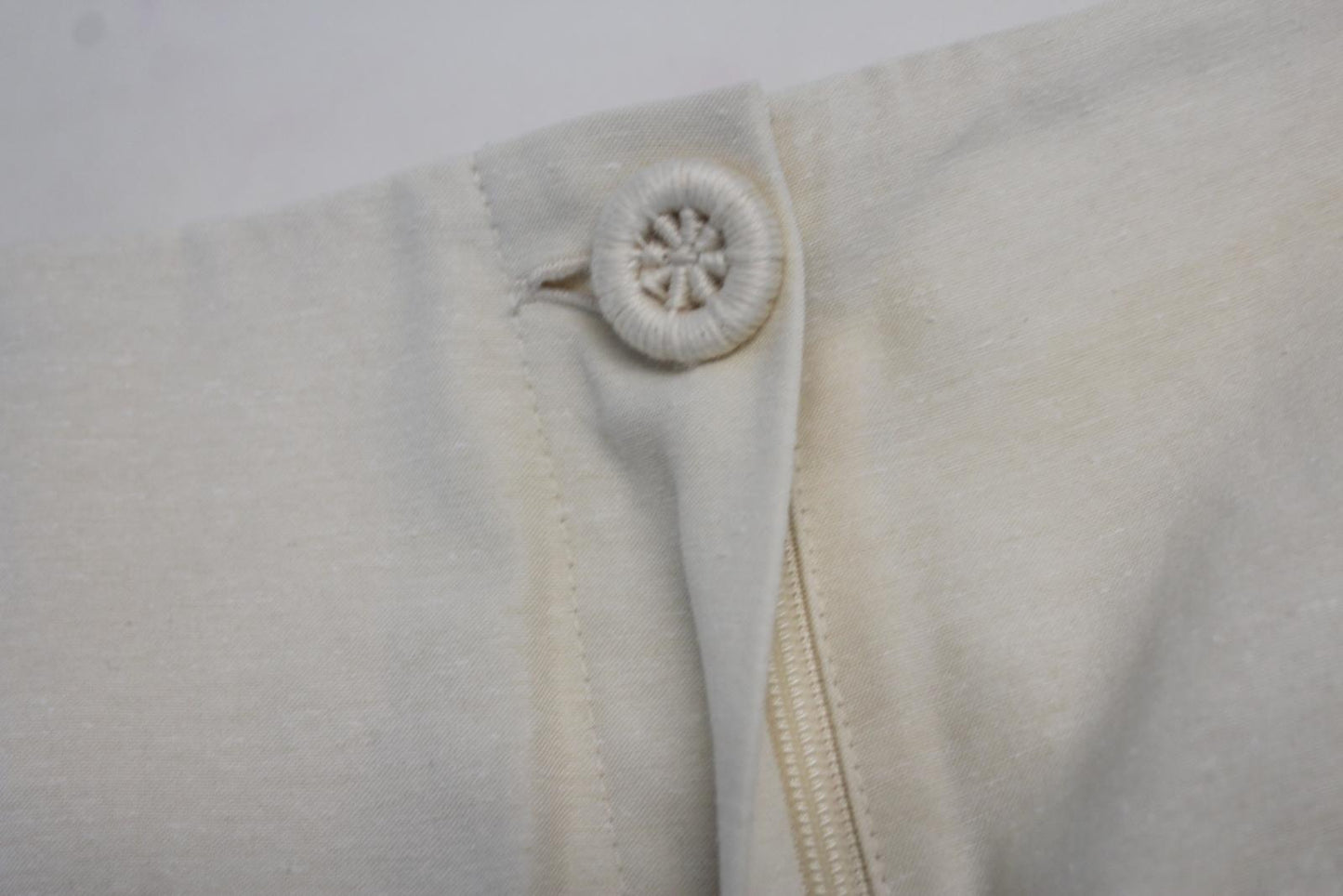 NANUSHKA Ladies Beata Cream White Front Zip & Button Cropped Pants S W26 L26 NEW