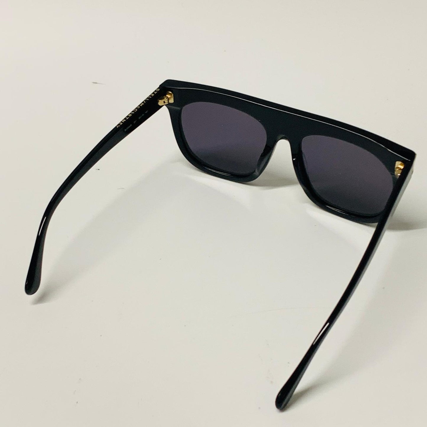 STELLA MCCARTNEY Black Ladies  Rectangular Sunglasses D-Frame Gold Trim NEW