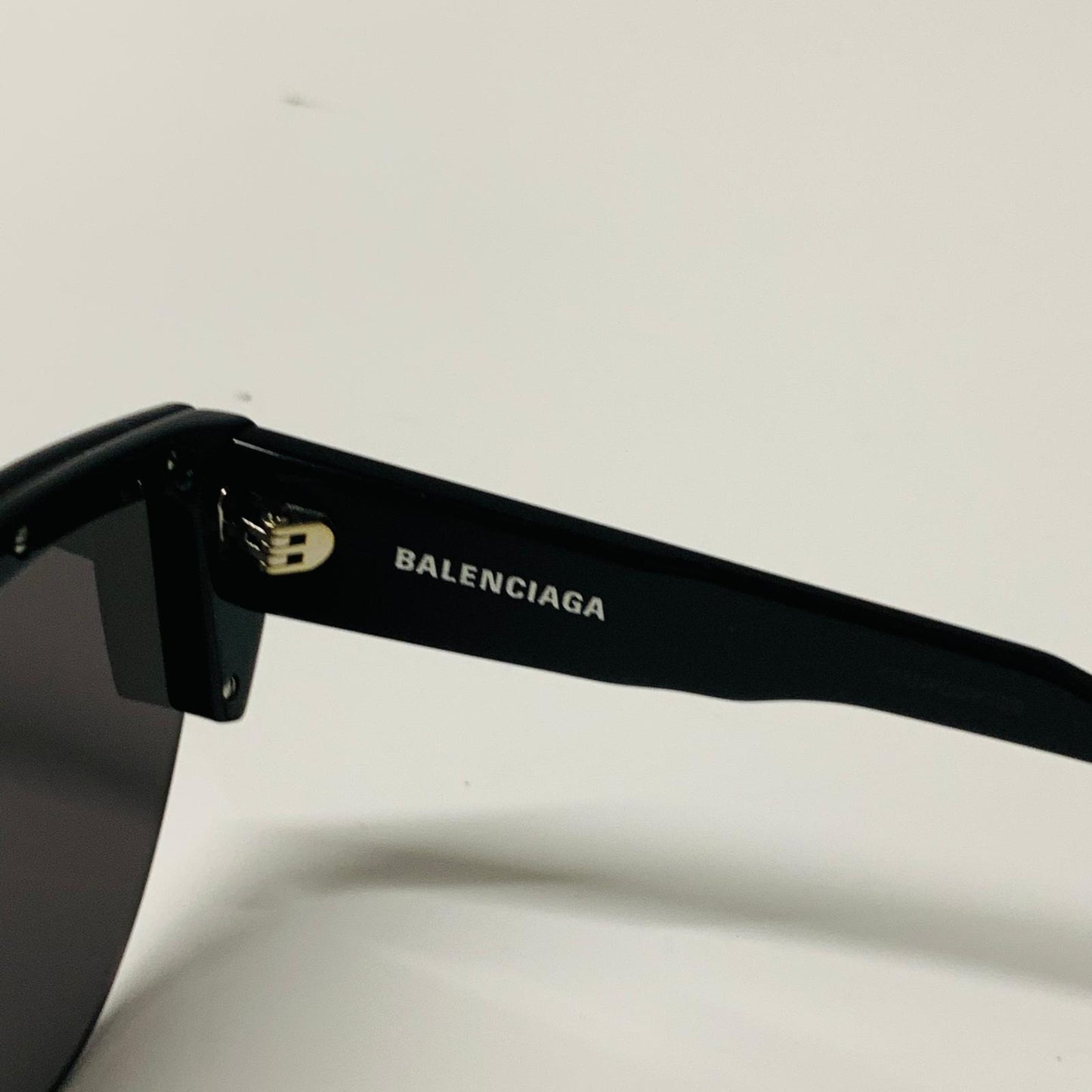 BALENCIAGA Black Ladies  Shield Sunglasses Sports Contrast Future NEW
