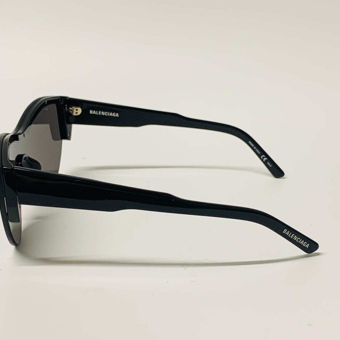BALENCIAGA Black Ladies  Shield Sunglasses Sports Contrast Future NEW