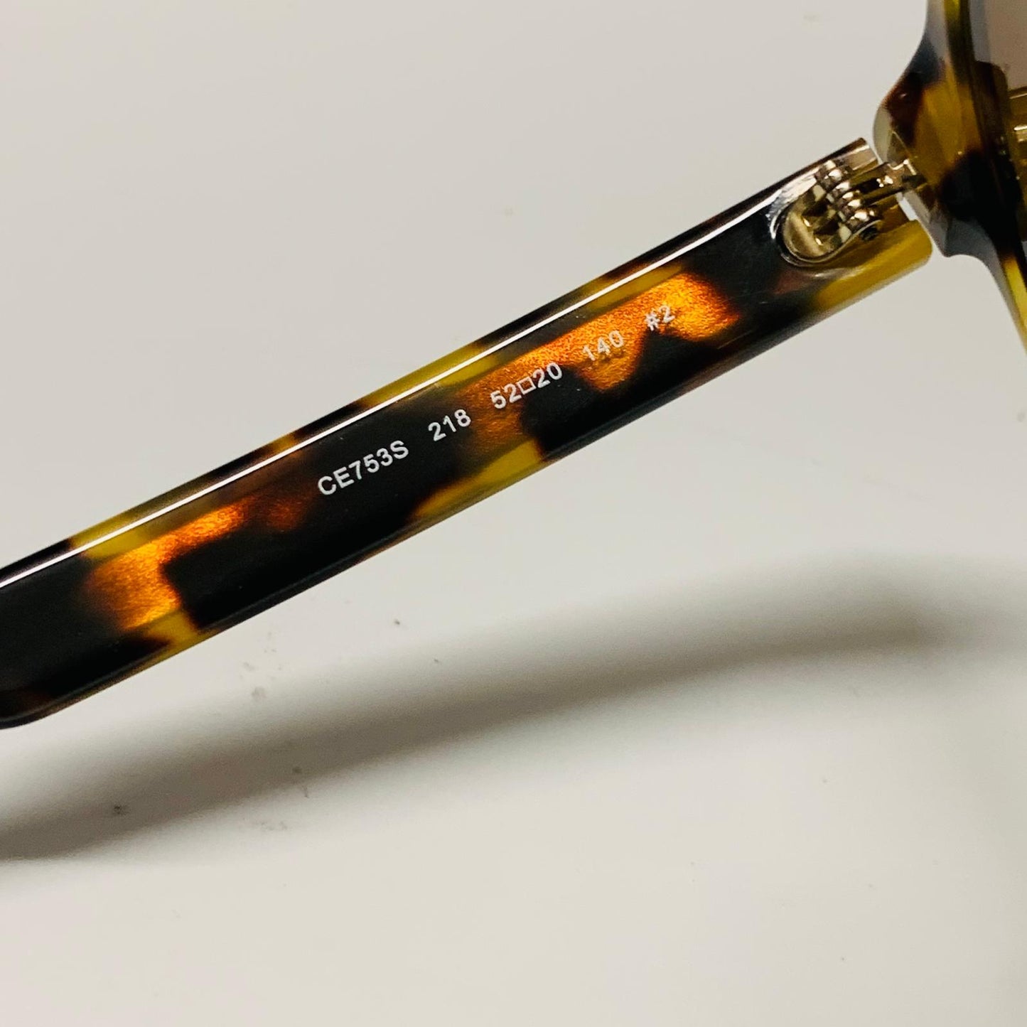 CHLOE Yellow Ladies  Round Sunglasses Tortoiseshell Yellow Lens NEW