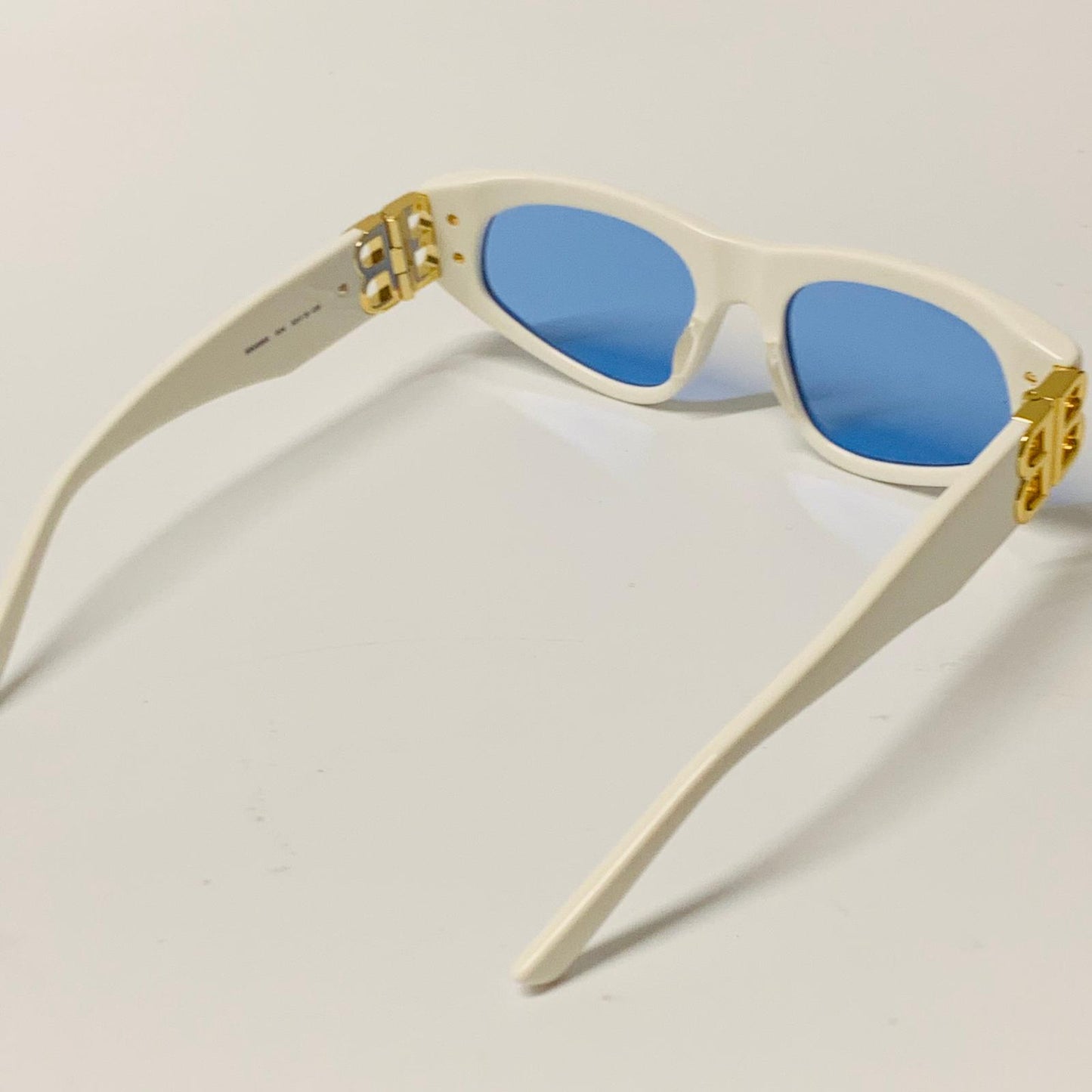 BALENCIAGA Gold Ladies  Cat Eye Sunglasses White Blue Lens Gold Logo NEW
