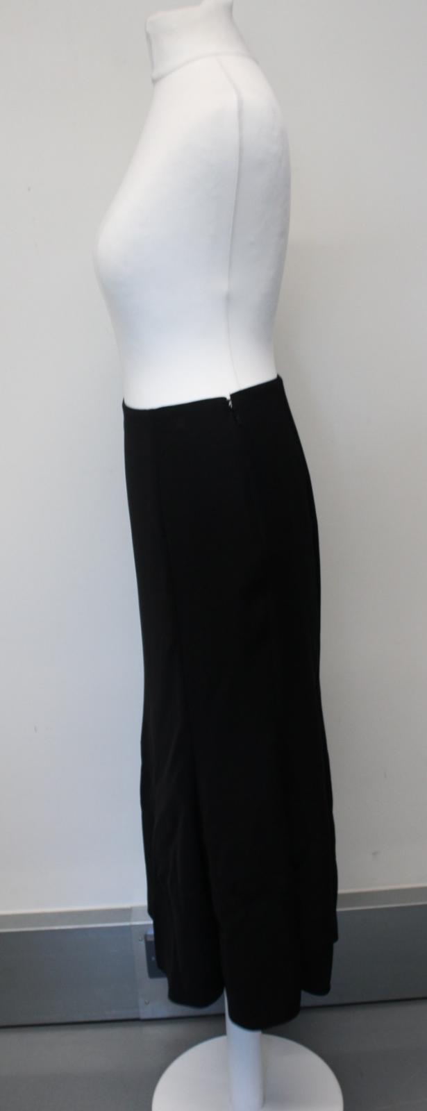 VERSACE Ladies Black Cut-Out Waist Detail Side Zip Flare Midi Skirt IT40 UK8 NEW