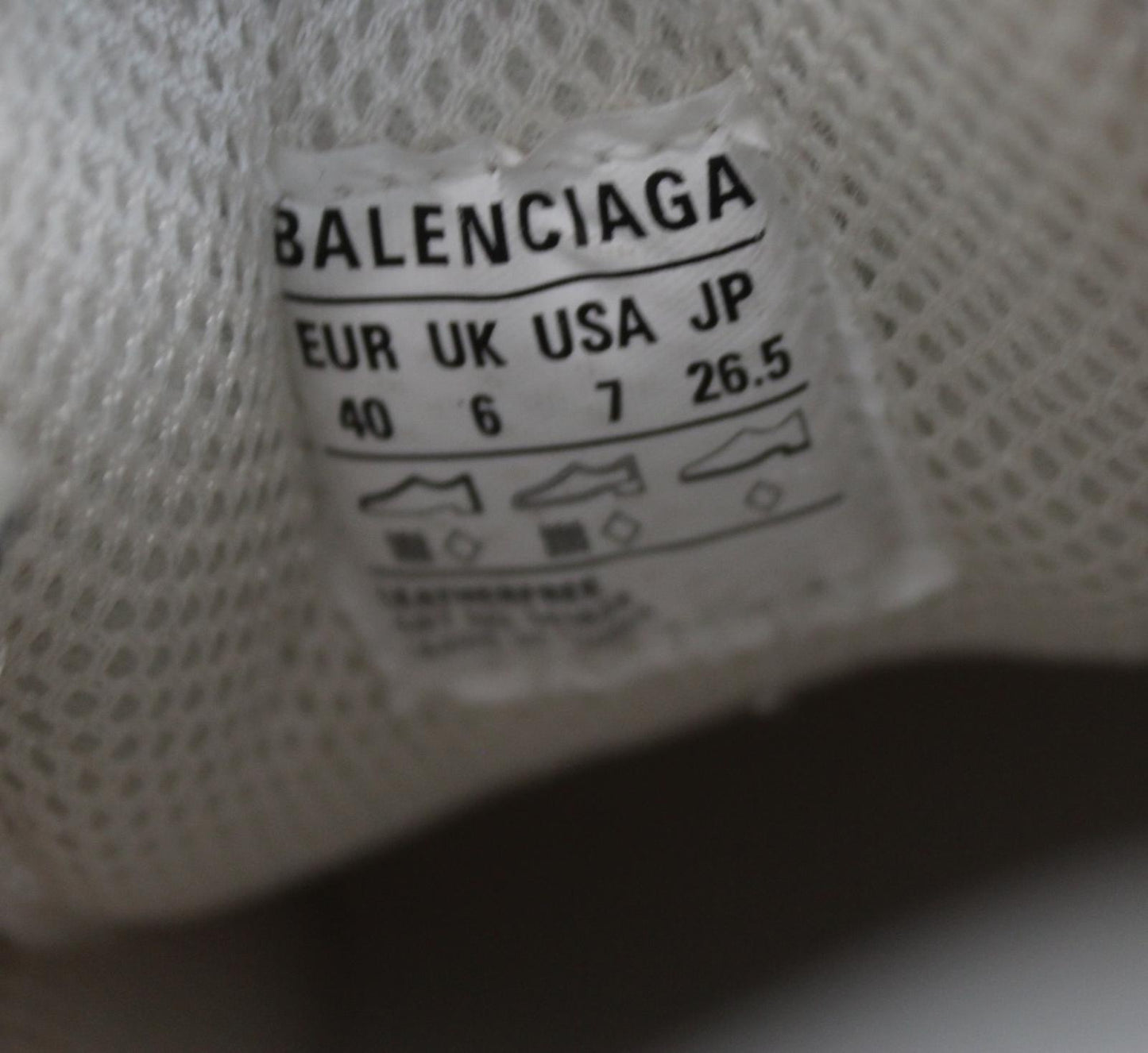 BALENCIAGA Men's Triple S White Mesh & Leather Free Trainers EU40 UK6 NEW