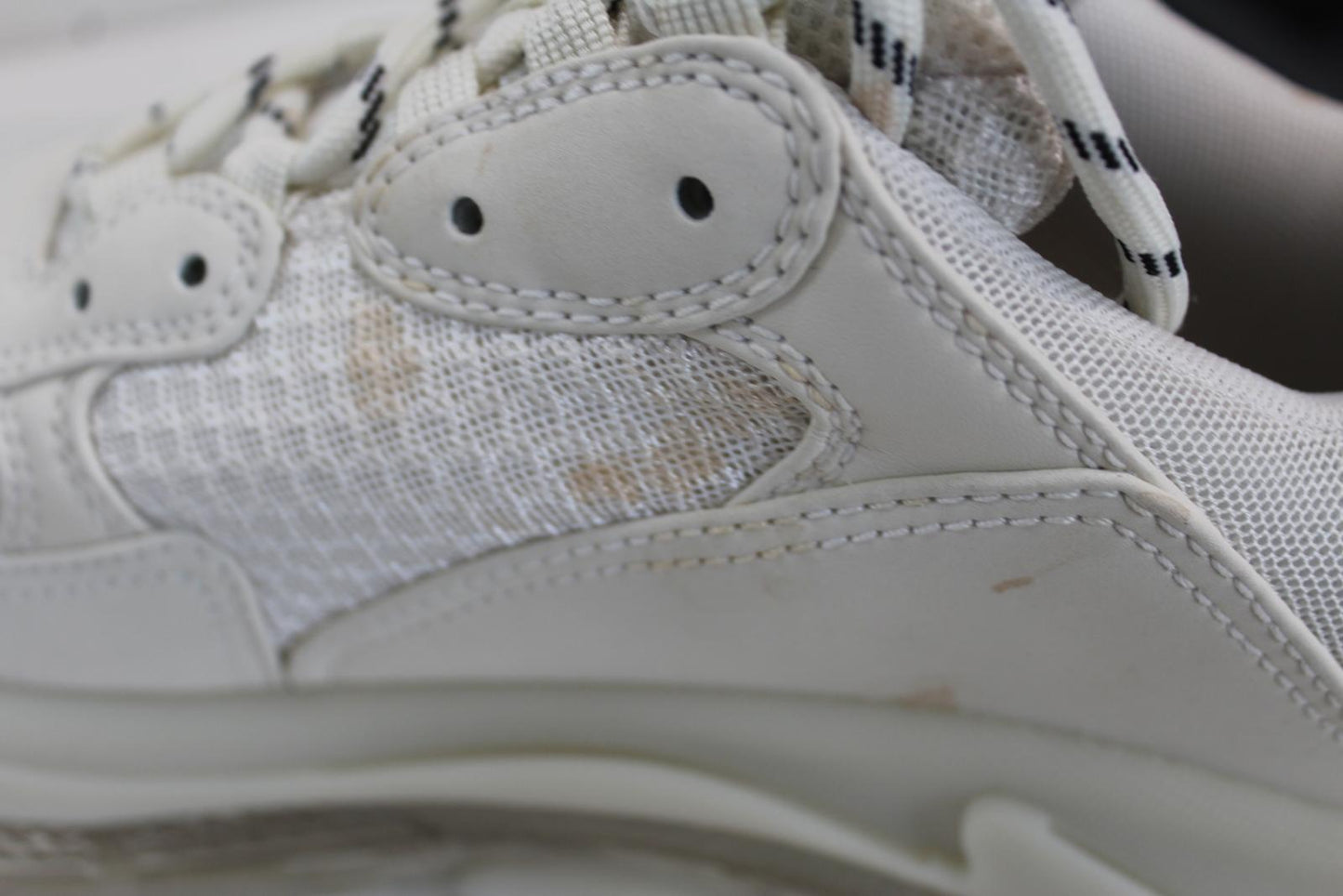 BALENCIAGA Men's Triple S White Mesh & Leather Free Trainers EU40 UK6 NEW
