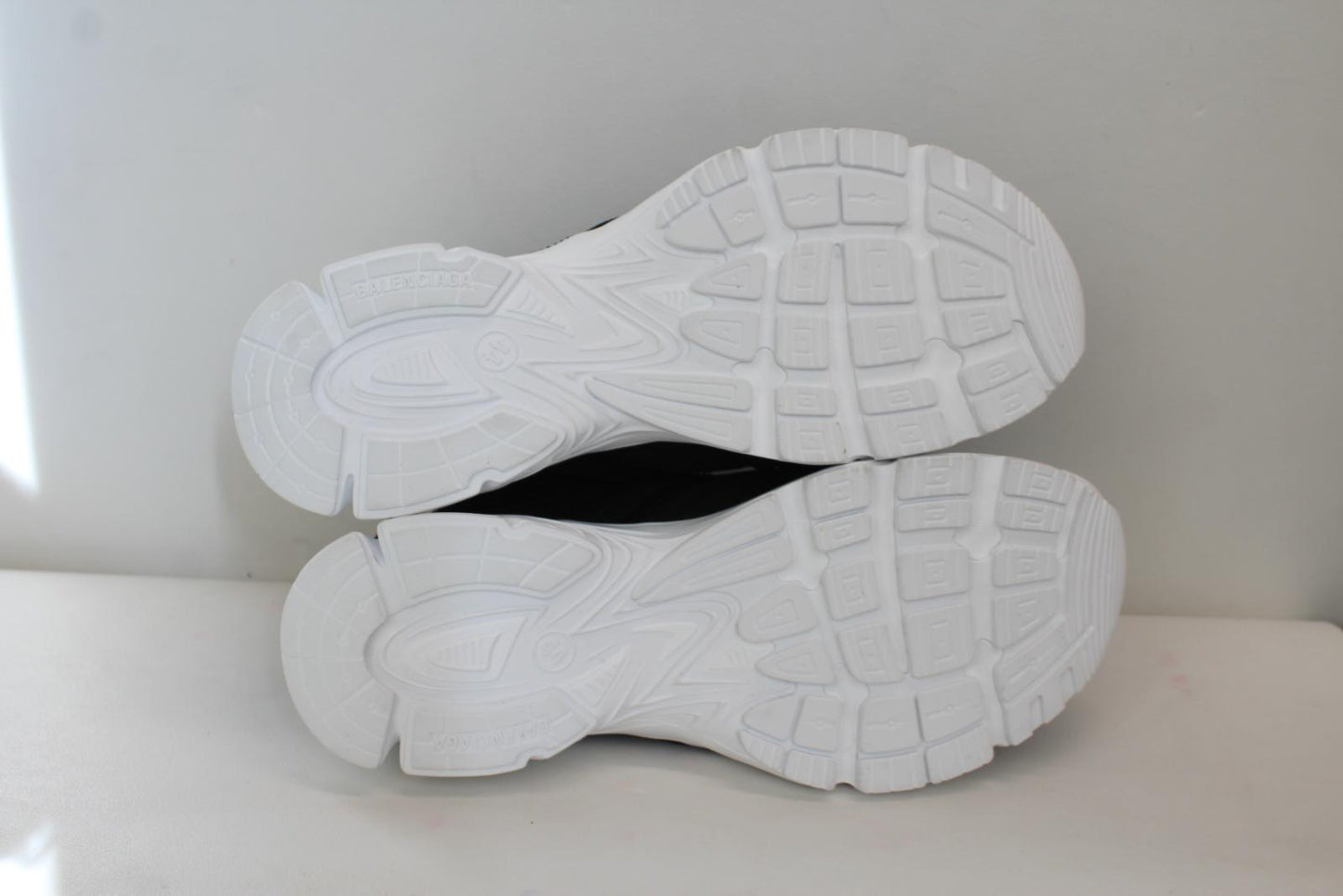 BALENCIAGA Men's Phantom Black White Mesh Trainers Sneakers EU44 UK10 NEW