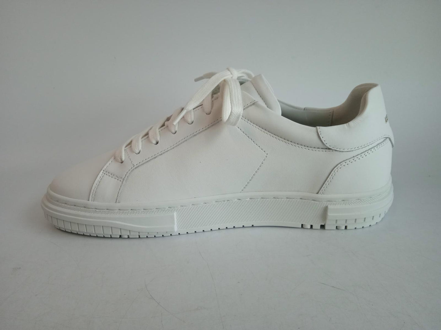AXEL ARIGATO Men's White Leather Low Top Atlas Lace-Up Trainers Size UK9.5 NEW