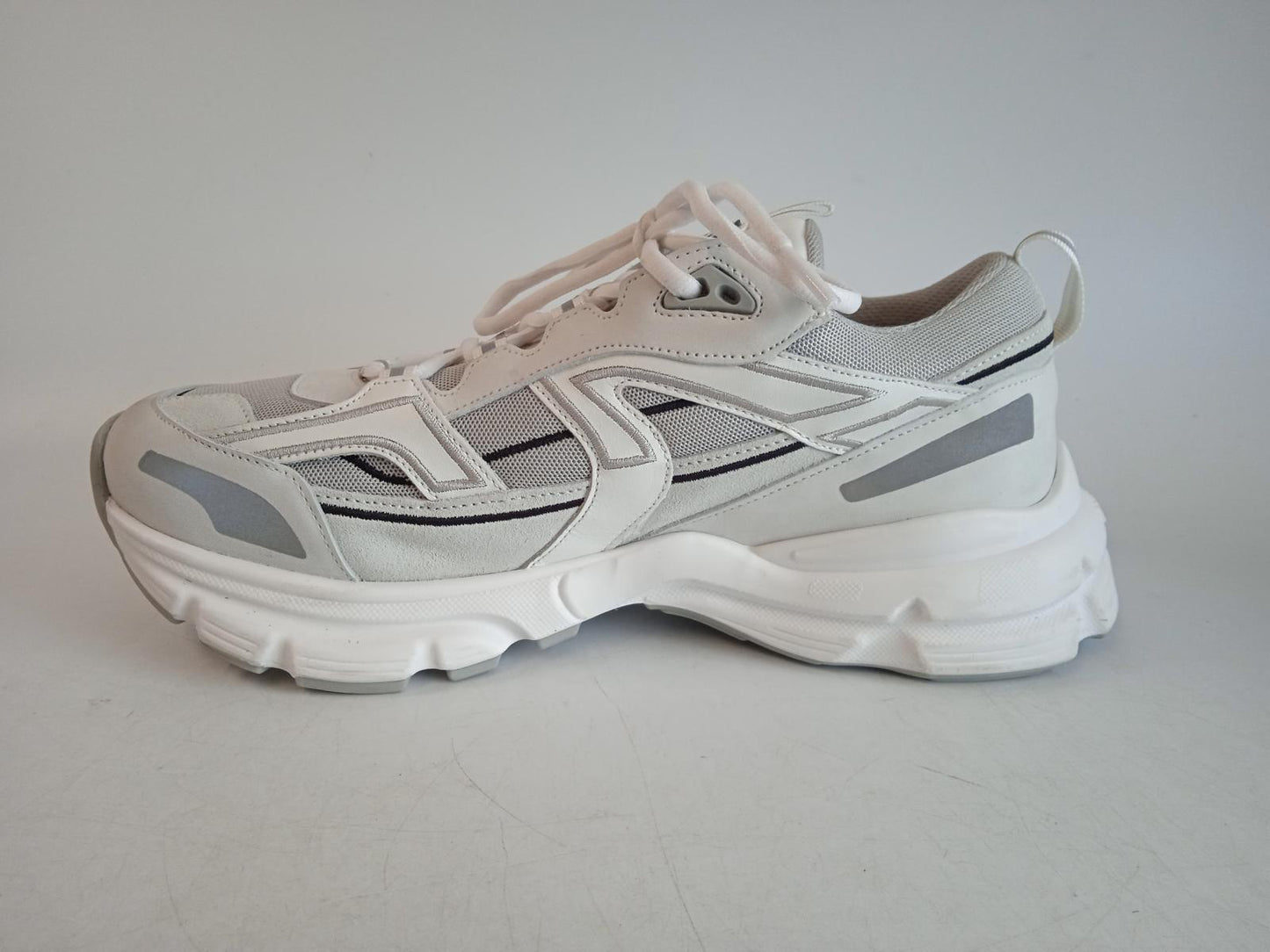 AXEL ARIGATO Men's White & Grey Leather Marathon Trail Runner Trainers UK8 NEW