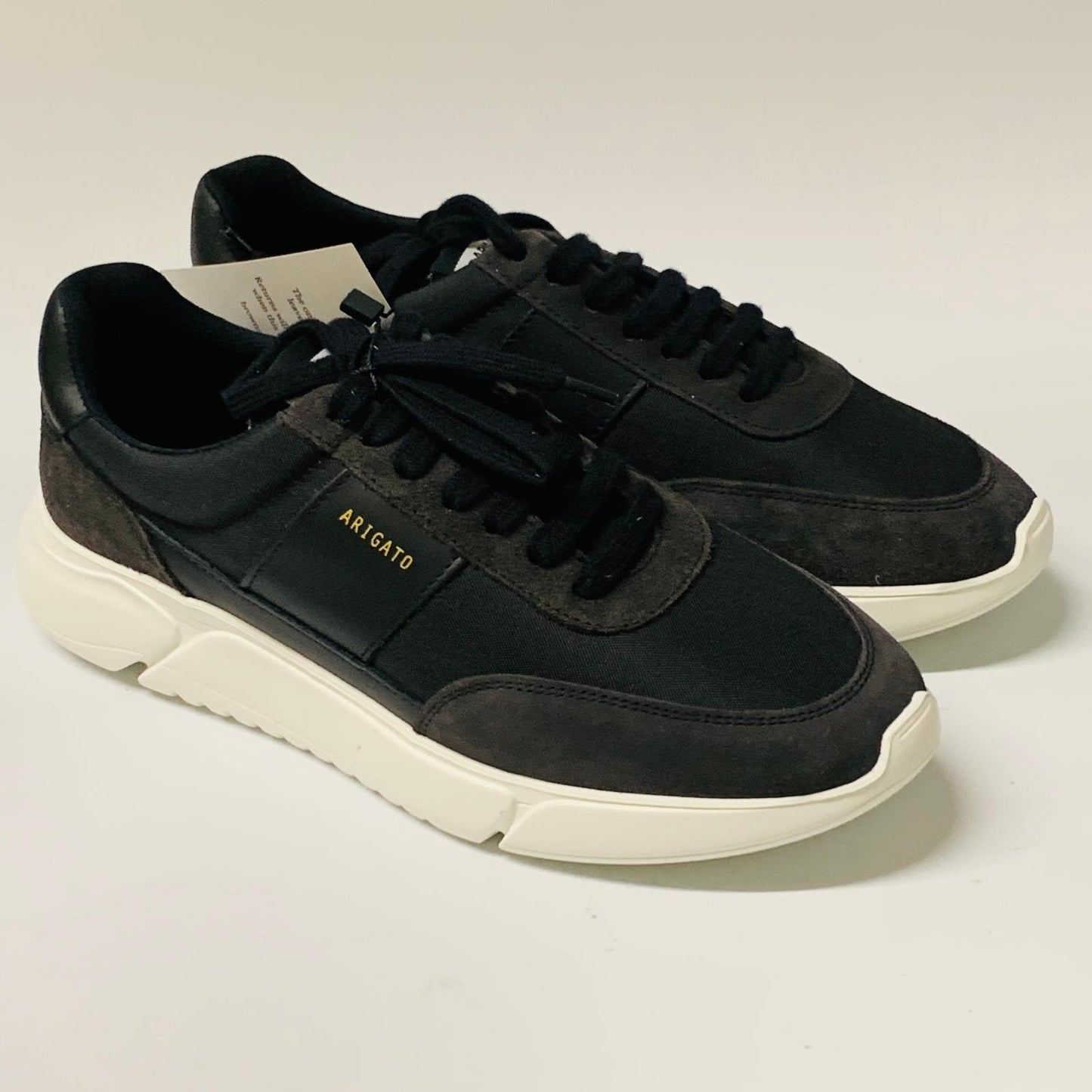 AXEL ARIGATO Men's Black White Sole Trainer Chunk Genesis Runner UK8 NEW