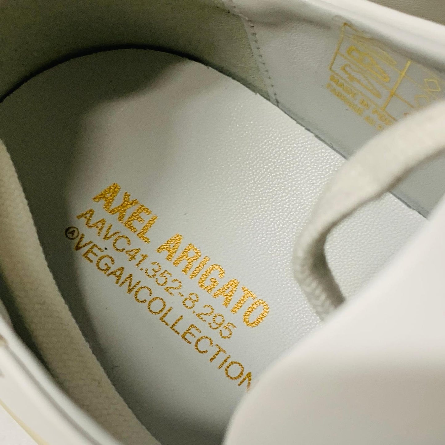 AXEL ARIGATO Men's White Beige Vegan Sneaker Faux Leather Trainer Shoe UK9.5 NEW