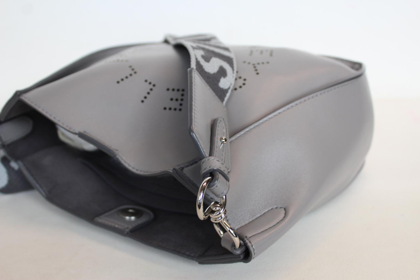 STELLA MCCARTNEY Ladies Grey Faux Leather Mini Stella Logo Shoulder Bag NEW