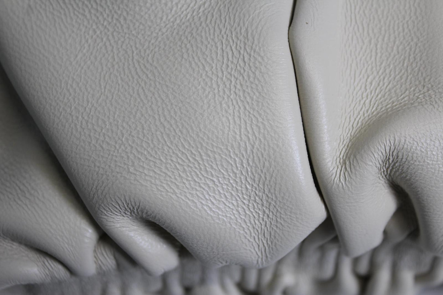 STAUD Ladies Bean Convertible Cream Ivory Ruched Leather Zip Shoulder Bag OS NEW