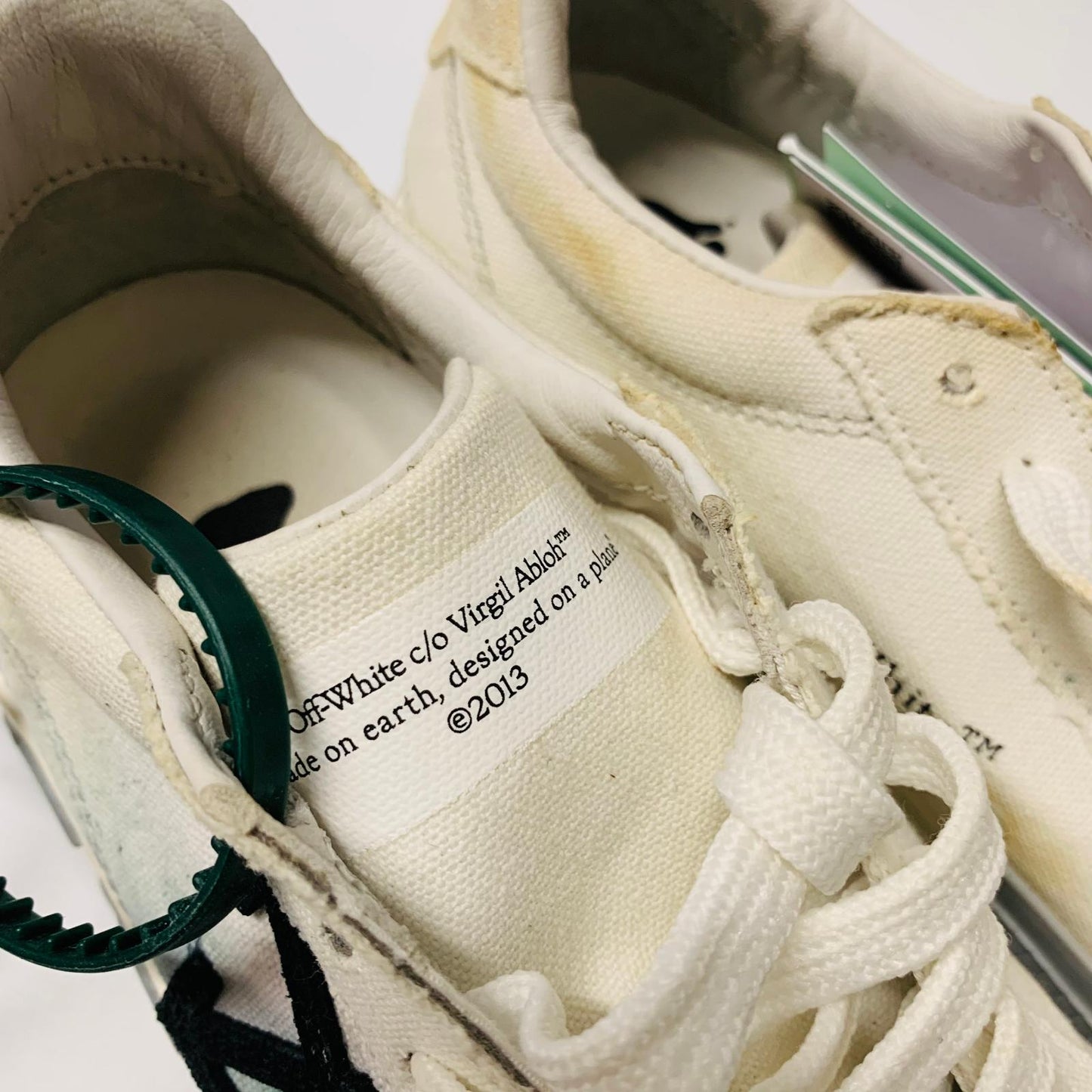 OFF-WHITE Ladies Vulcanized Arrow White Grey Sole Trainer Sneaker Canvas UK5 NEW
