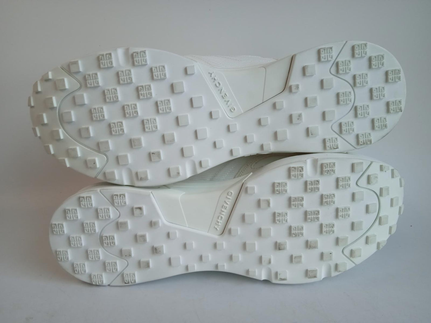 GIVENCHY Men's White Suede & Mesh GIV 1 Light Trainers Size FR44 UK10 NEW