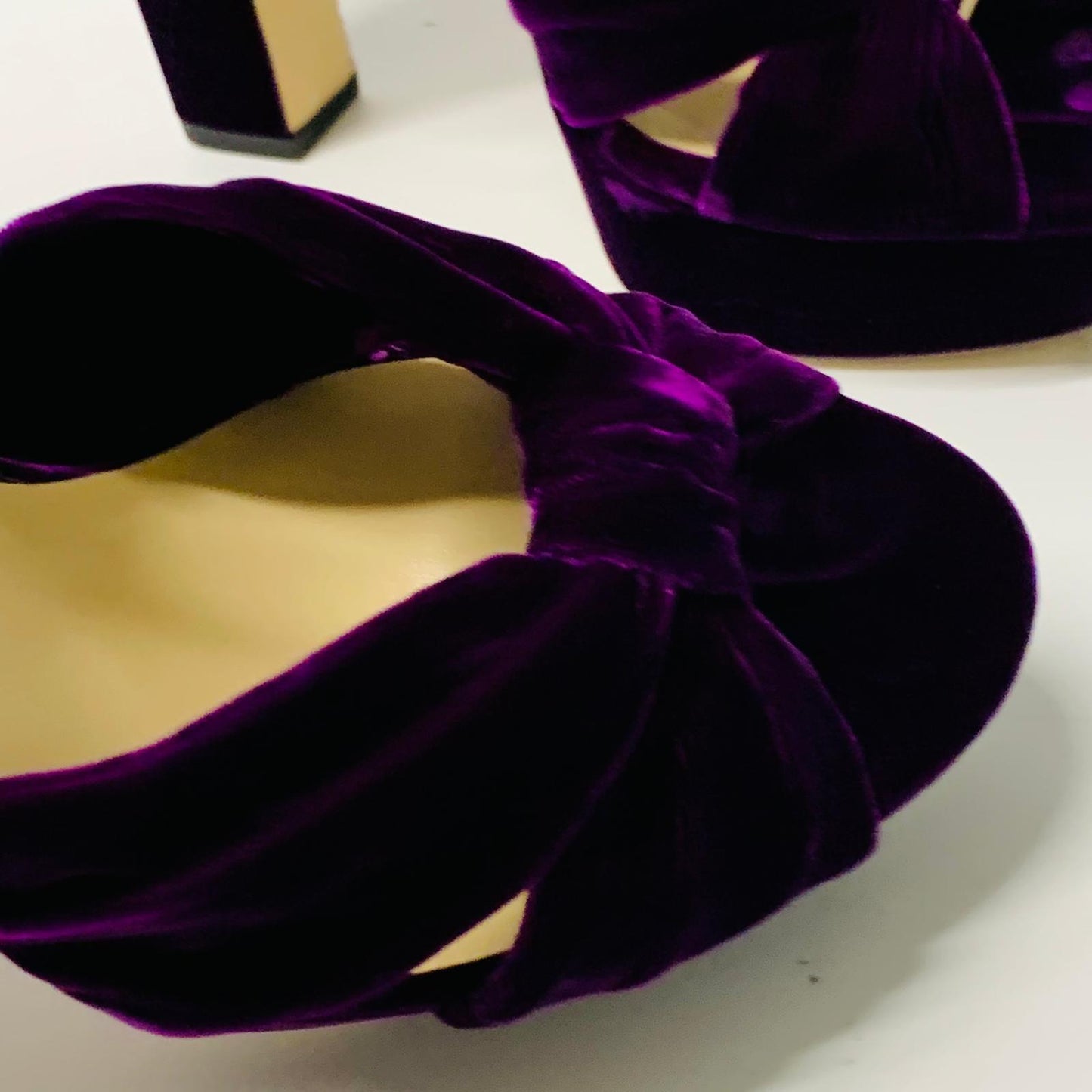 JIMMY CHOO Ladies Purple Velvet Ankle Strap Heel Platform Heels Shoe UK7.5 NEW