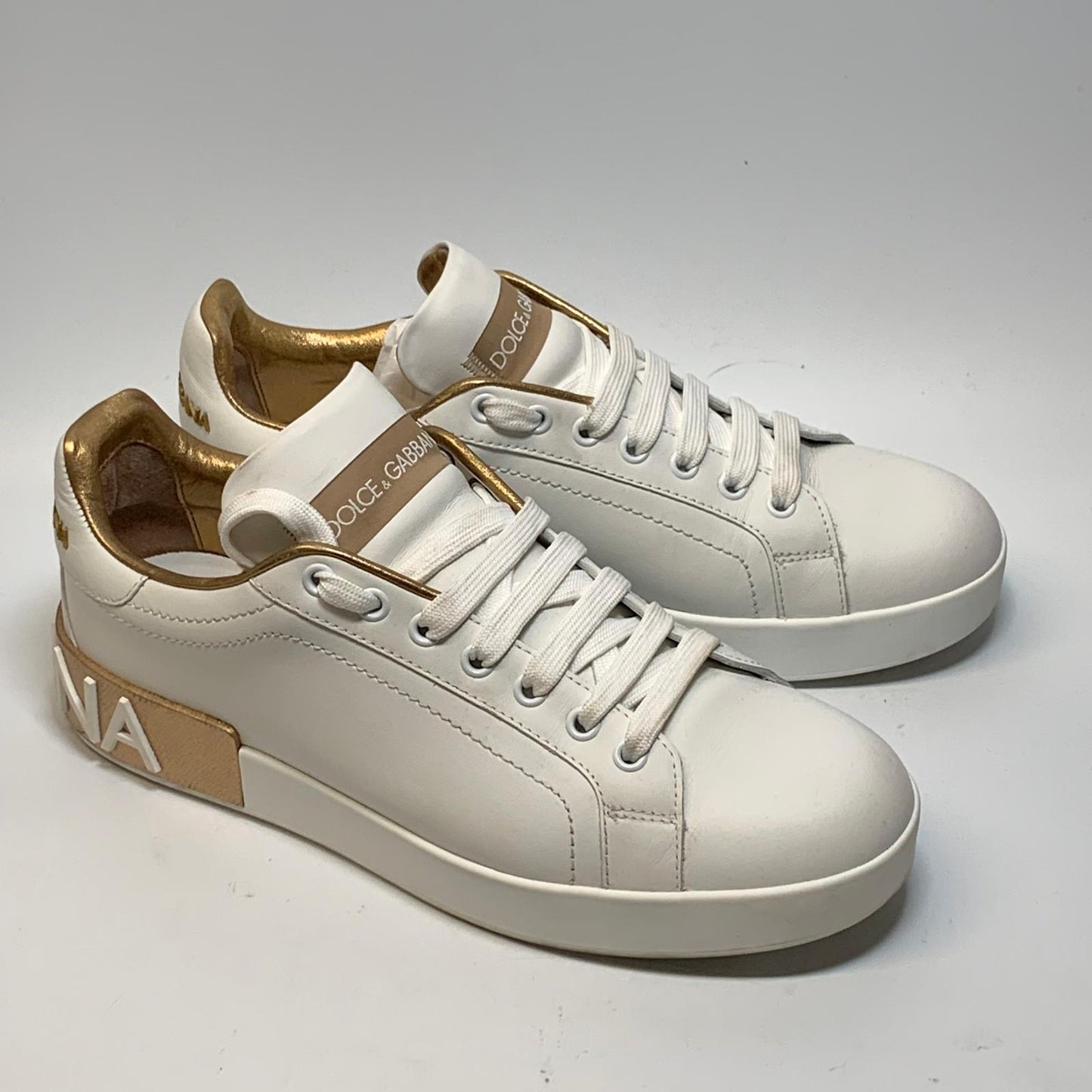 DOLCE & GABBANA Ladies Sneaker Trainer White Classic Gold Leather Shoe UK7 NEW