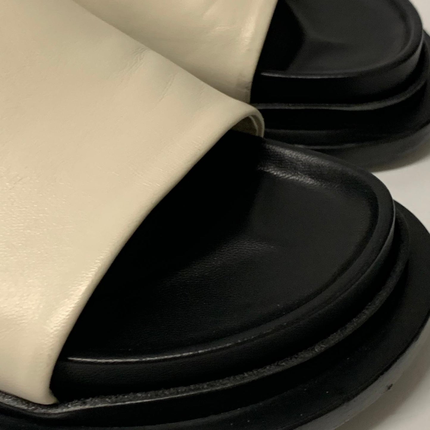 JIL SANDER Ladies Slider Sandal Beige Upper Slip Ons Leather Shoe UK6 NEW