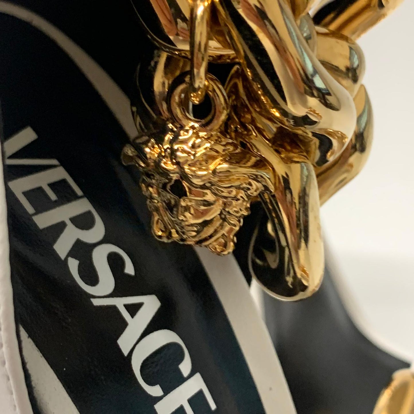 VERSACE Ladies Court Heel Large Gold Chain Strap White Leather Shoe UK4 NEW