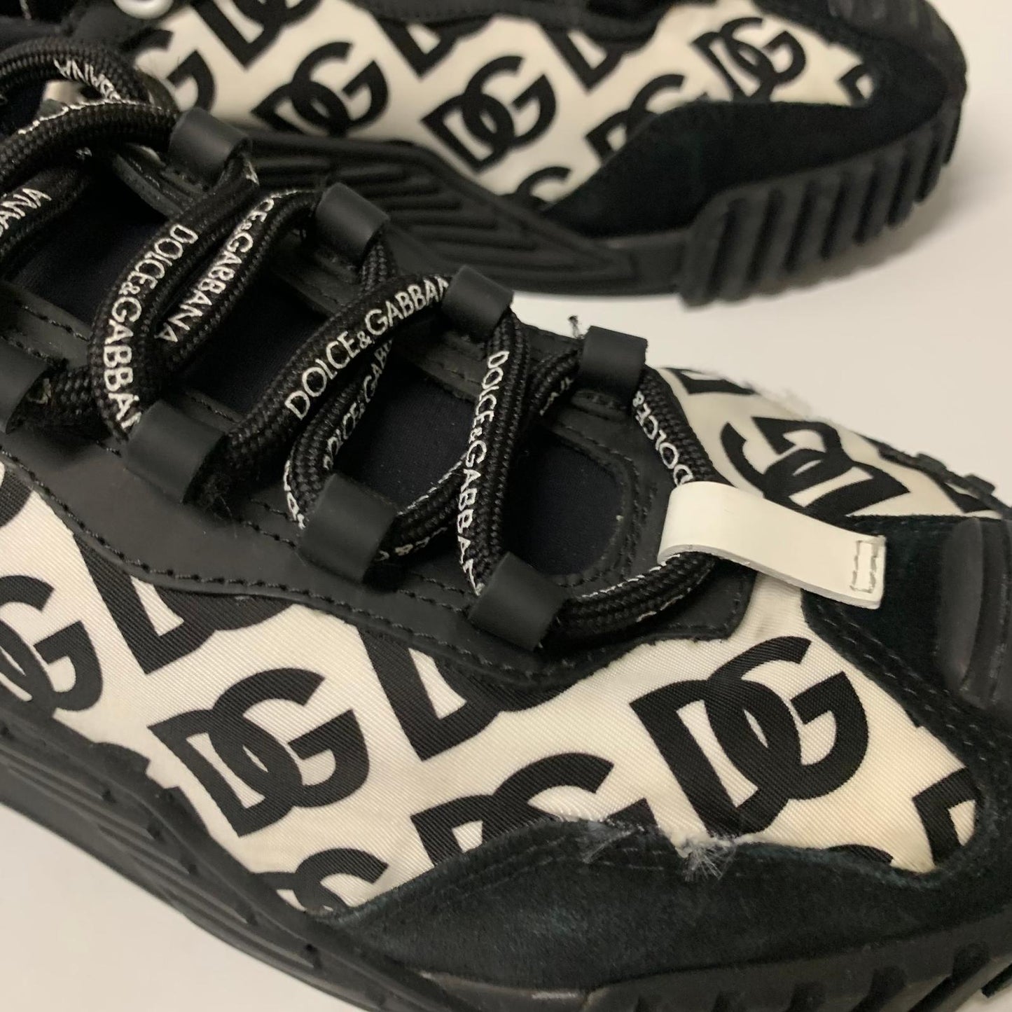 DOLCE & GABBANA Ladies Sneaker Logo DG Trainer Black Leather Shoe UK6 NEW