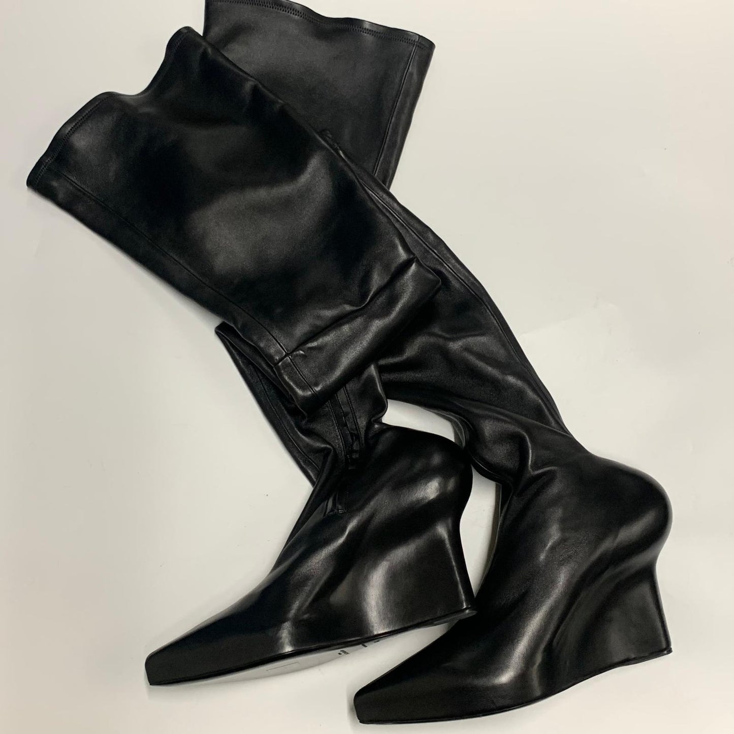 GIVENCHY Ladies Over Knee Buckaneer Slip On Boot Black Leather Shoe UK6 NEW