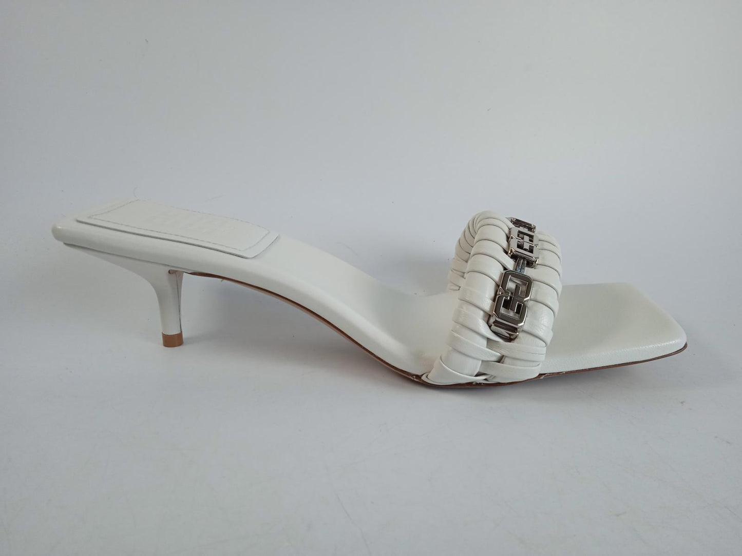 GIVENCHY Ladies White Leather Double G Chain Woven Mules Size EU40 UK7 NEW