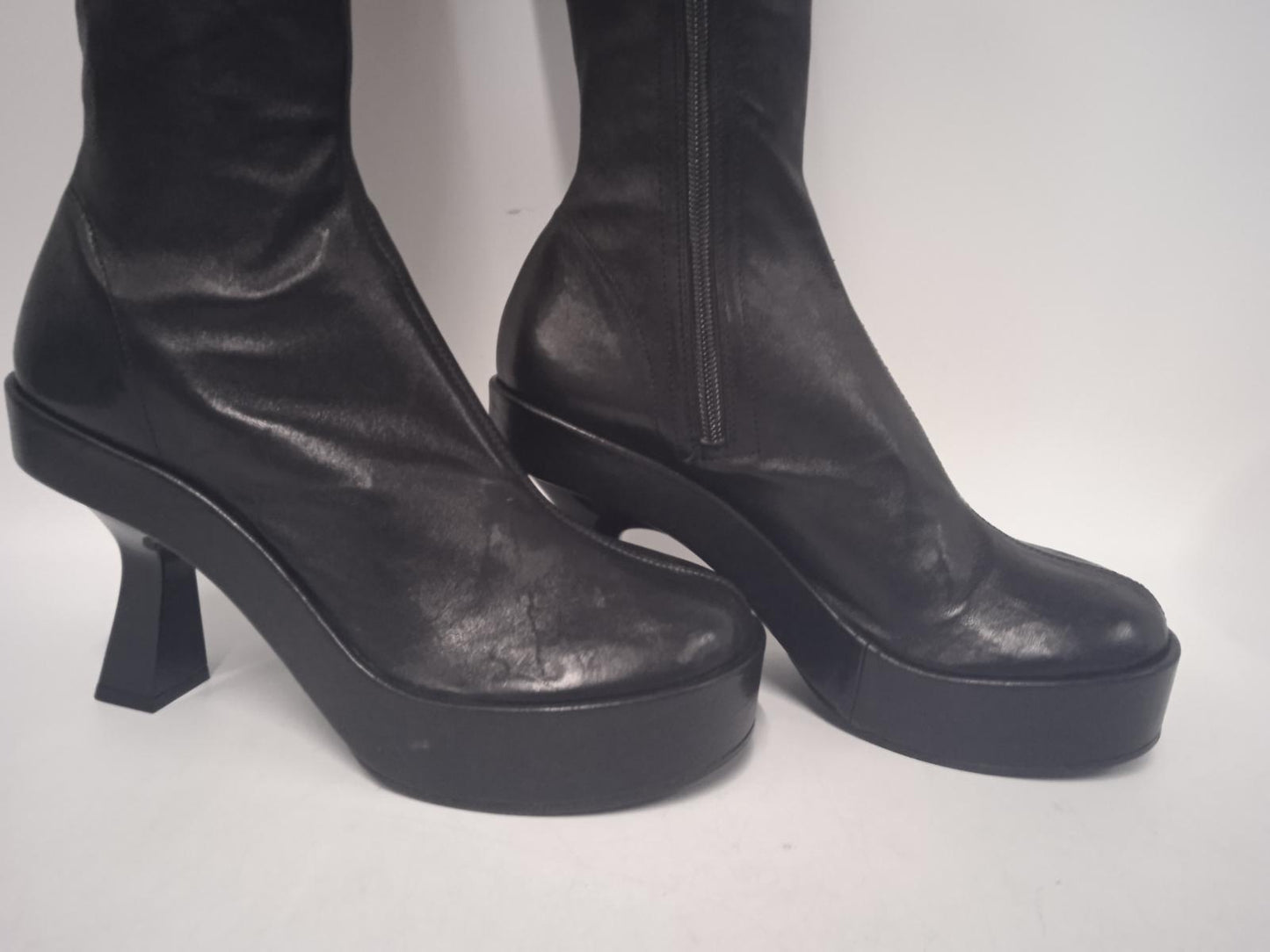 VERSACE Ladies Black Leather Thigh Length High Heel Boots EU40 UK7 NEW