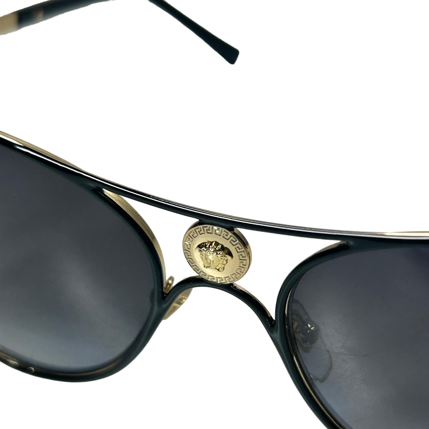 VERSACE 0VE2237 MEDUSA BRIDGE ROUND METAL FRAME SUNGLASSES - BLACK/GOLD - NEW