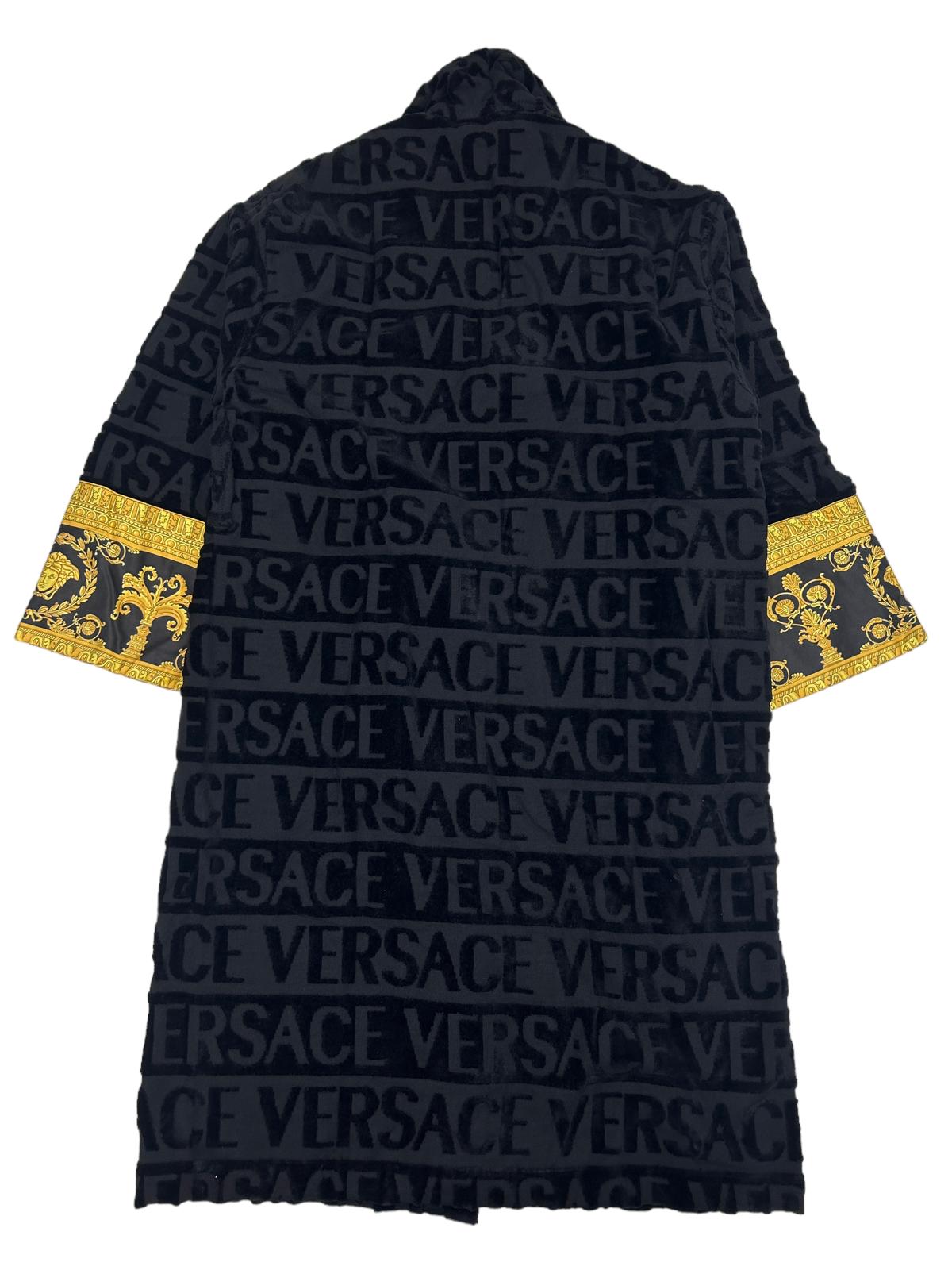 VERSACE UNISEX I LOVE BAROQUE SOFT BATHROBE - BLK - MED - NEW DAMAGED BOX