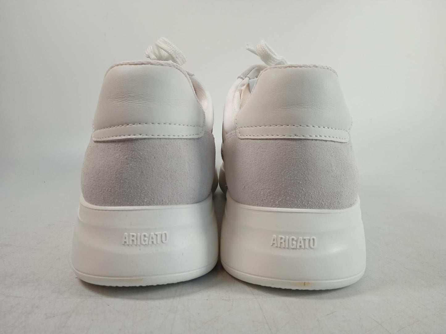 AXEL ARIGATO Men's White Suede Genesis Vintage Runner Trainers UK9 RRP205 NEW