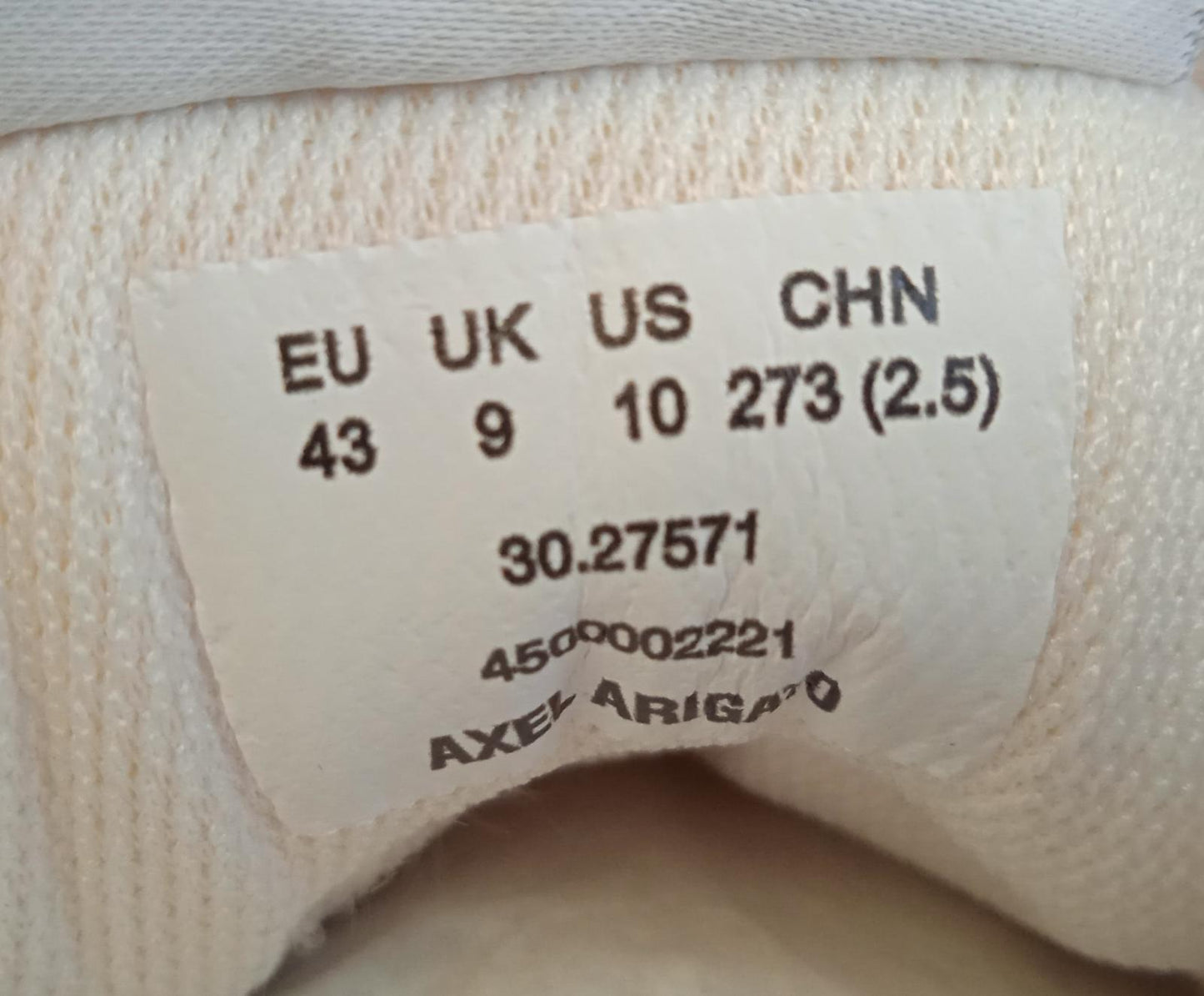 AXEL ARIGATO Men's White Suede Genesis Vintage Runner Trainers UK9 RRP205 NEW
