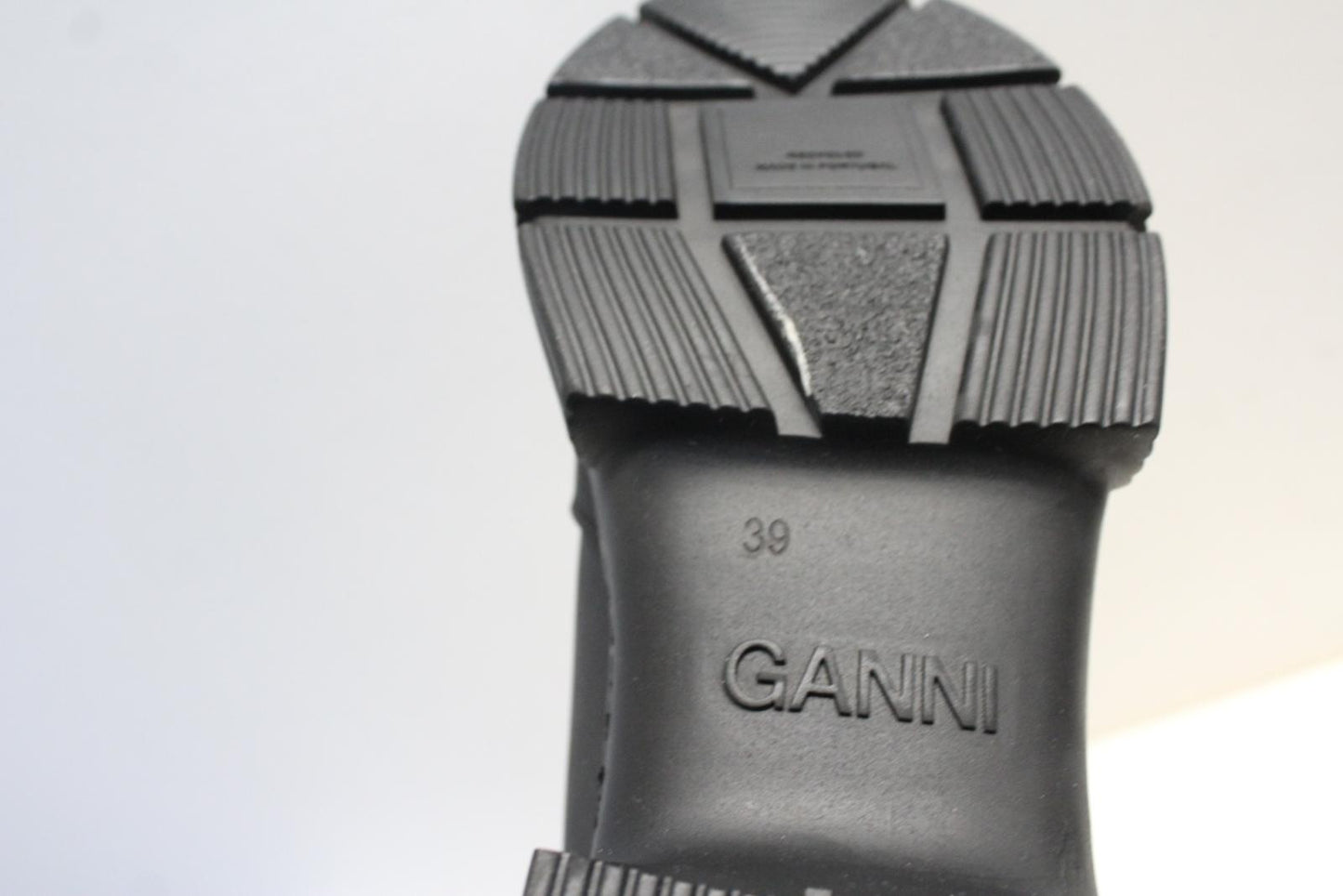 GANNI Ladies S1526 Black Recycled Rubber City Chelsea Boots EU39 UK6 NEW RRP195
