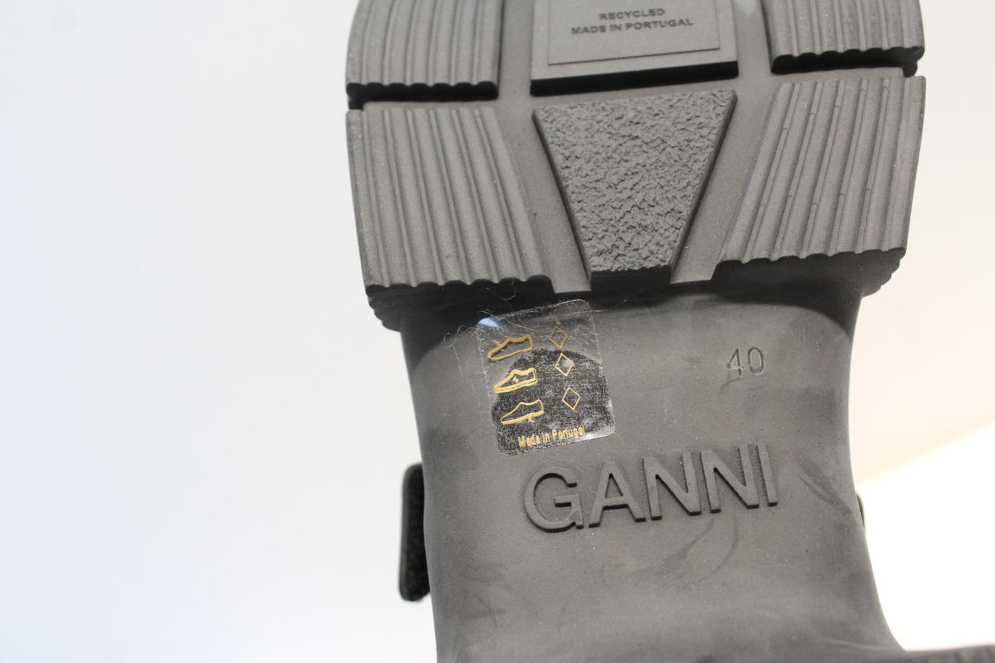 GANNI Ladies S1555 Black Rubber Logo Patch Flat Sandals EU40 UK7 NEW RRP175