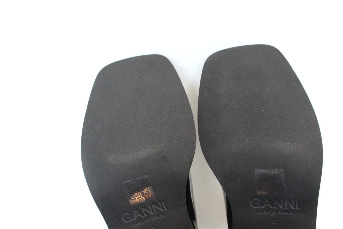 GANNI Chelsea Boots S1717 Black Patent Leather Heeled Womens EU37 UK4 NEW RRP320