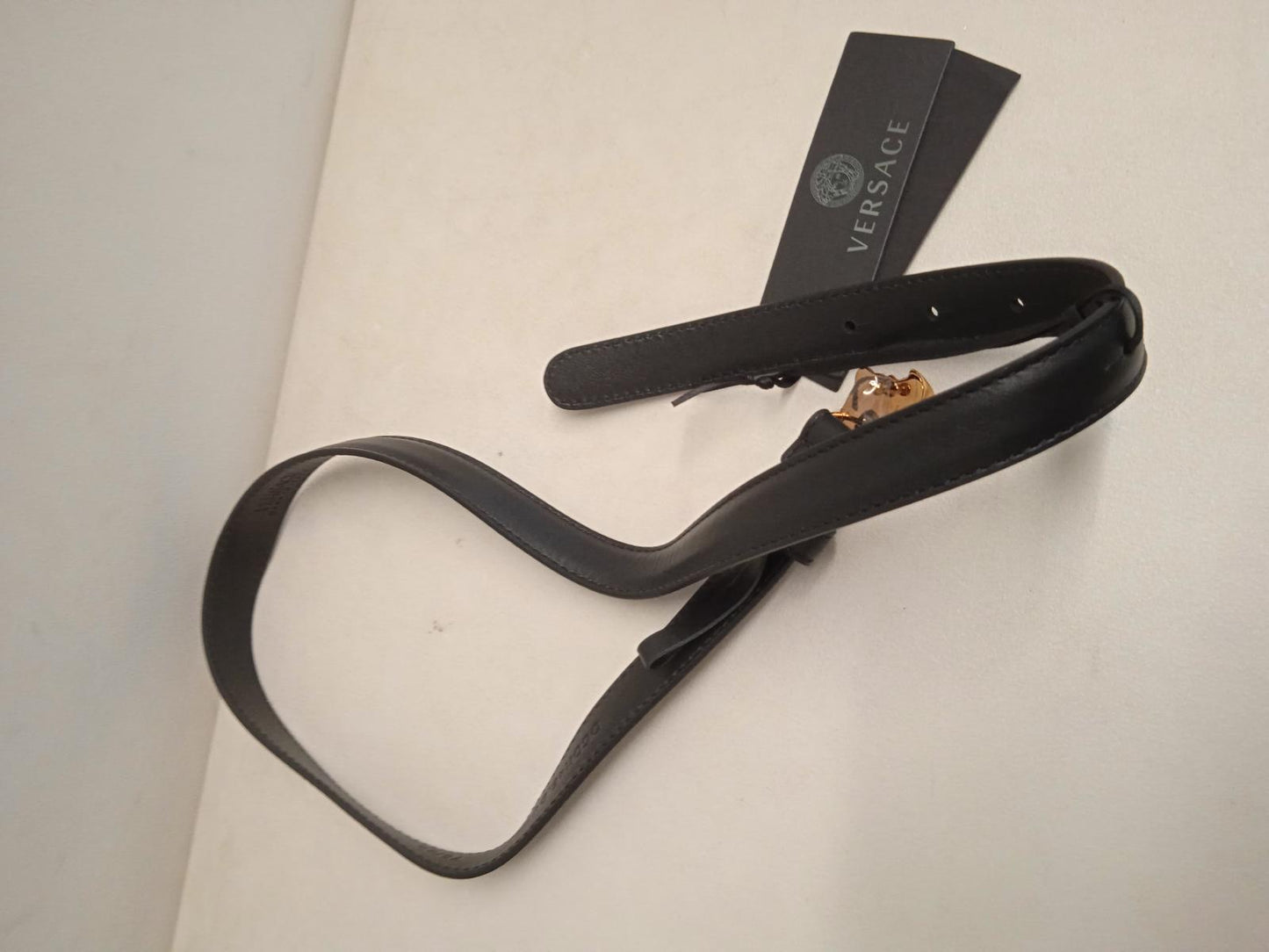 VERSACE Ladies Black Leather Medusa Head Adjustable Buckle Belt 75/30 NEW RRP280