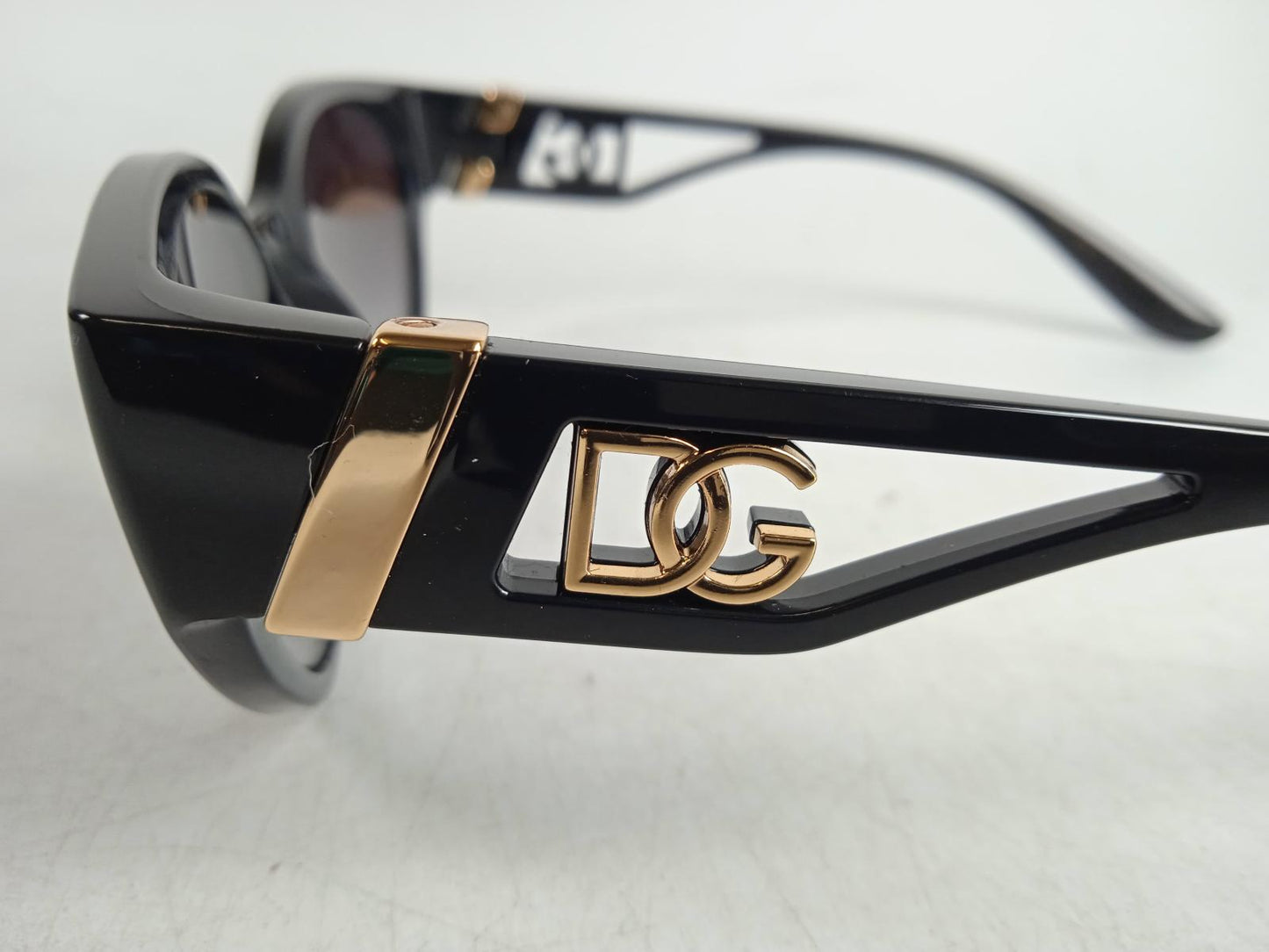 DOLCE & GABBANA Ladies Black DG6146 Cat Eye Sunglasses One Size RRP205 NEW