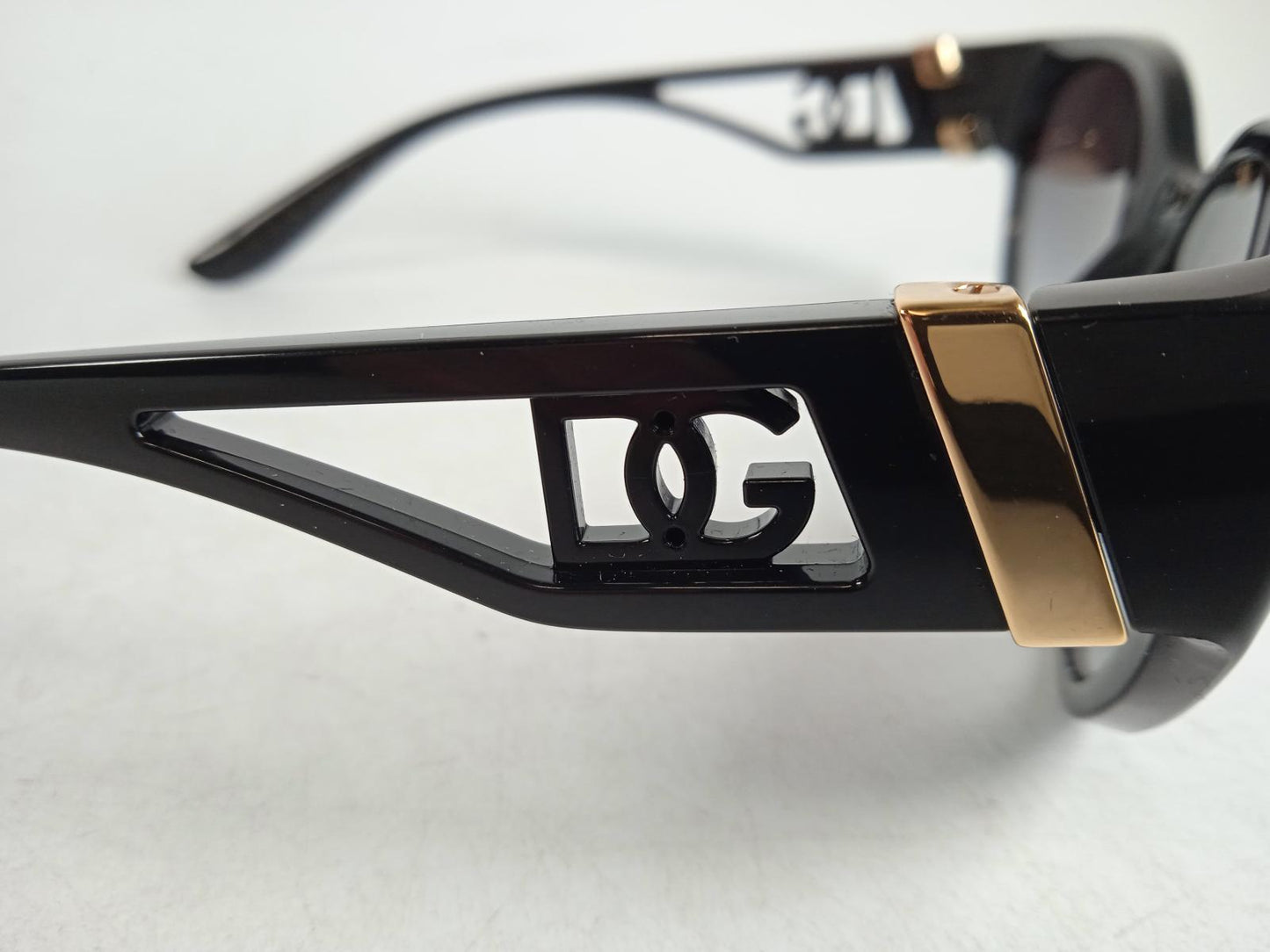 DOLCE & GABBANA Ladies Black DG6146 Cat Eye Sunglasses One Size RRP205 NEW